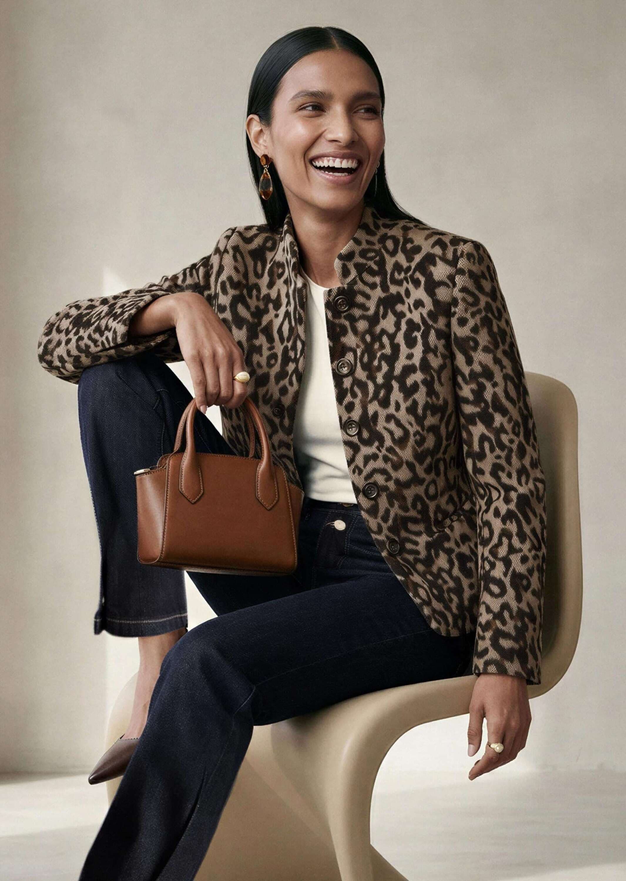 MADELEINE Jackenblazer »Blazer Jacquard-Blazer im Leo-Muster«