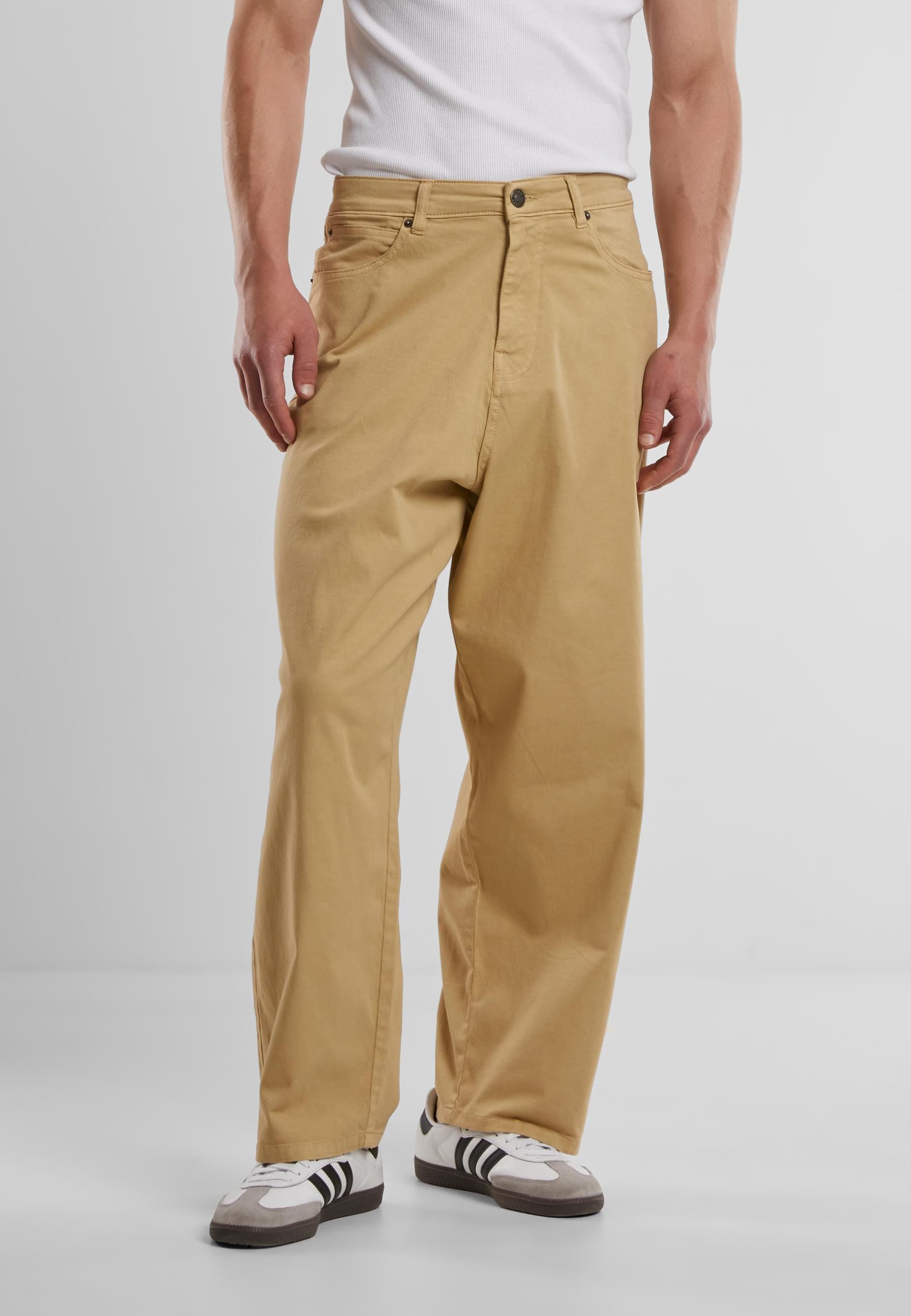 URBAN CLASSICS Stoffhose »Urban Classics Tapered Twill Baggy Pants«, (1 tlg.)
