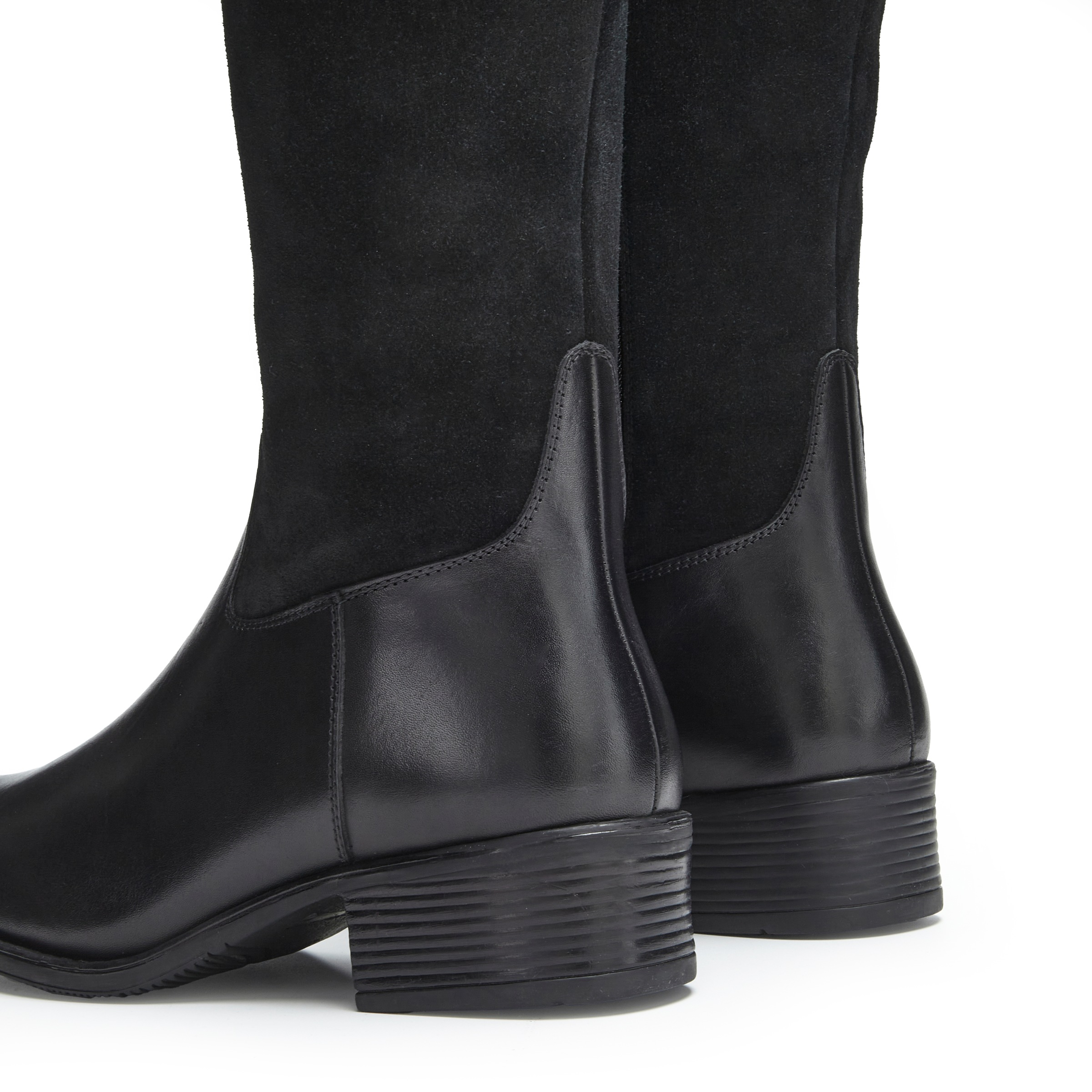 LASCANA Stiefel »Stiefelette,«  mit runder Schuhspitze, mit Reißverschluss, aus Leder