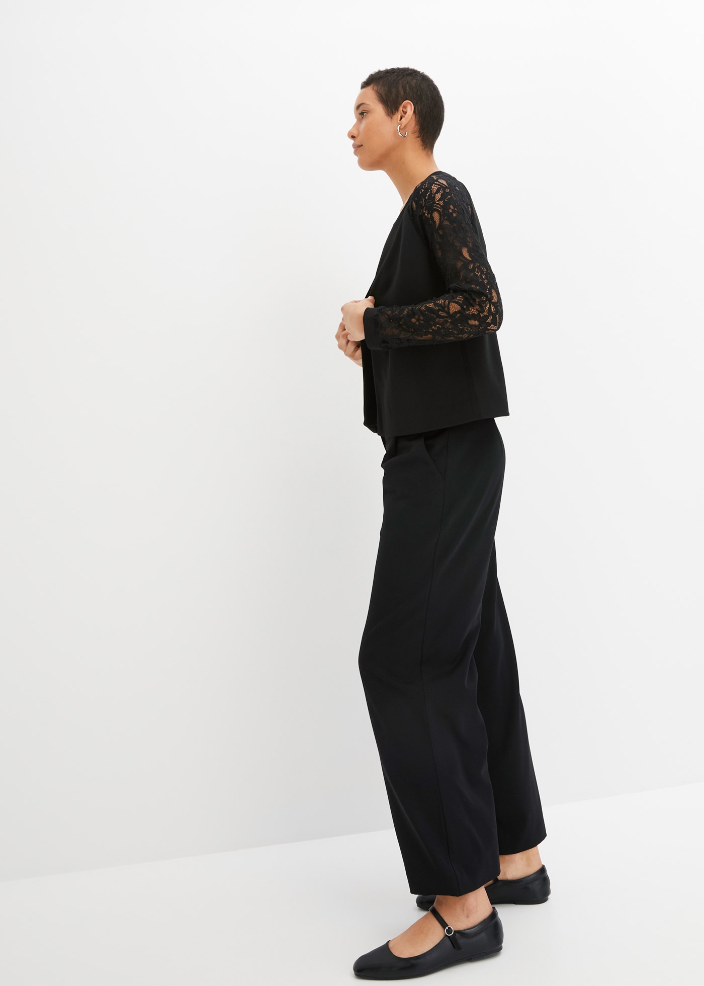 bonprix Jackenblazer »Blazer mit Spitzenärmeln« mit eleganten Spitzenärmeln, vollständig gefüttert, ohne Kragen