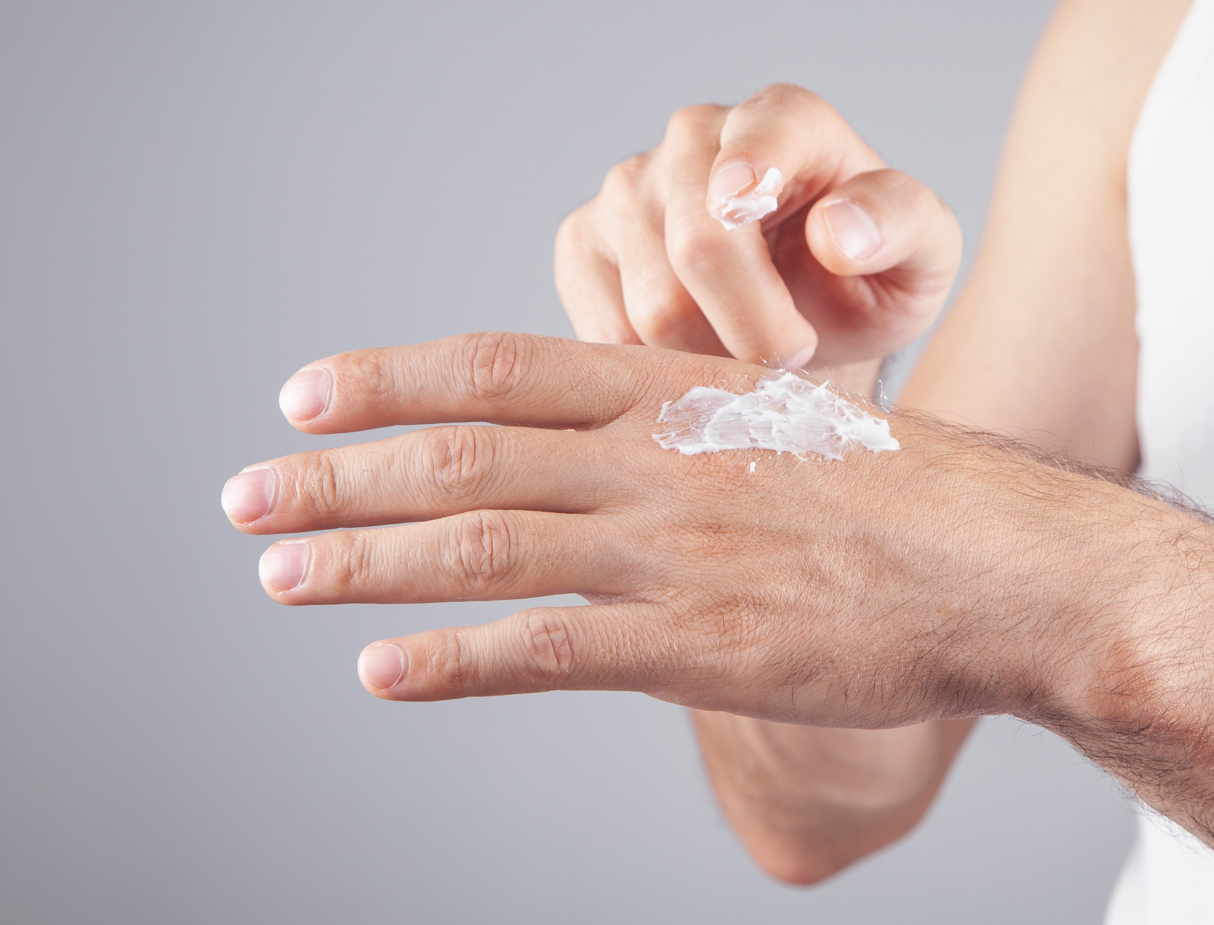 Hydas Hornhautbalsam »DermaAktiv Pflegebalsam zur Hornhautreduktion für raue Hautpartien« 75% Hornhautreduzierung in 28 Tagen, auch für Diabetikerhaut geeignet