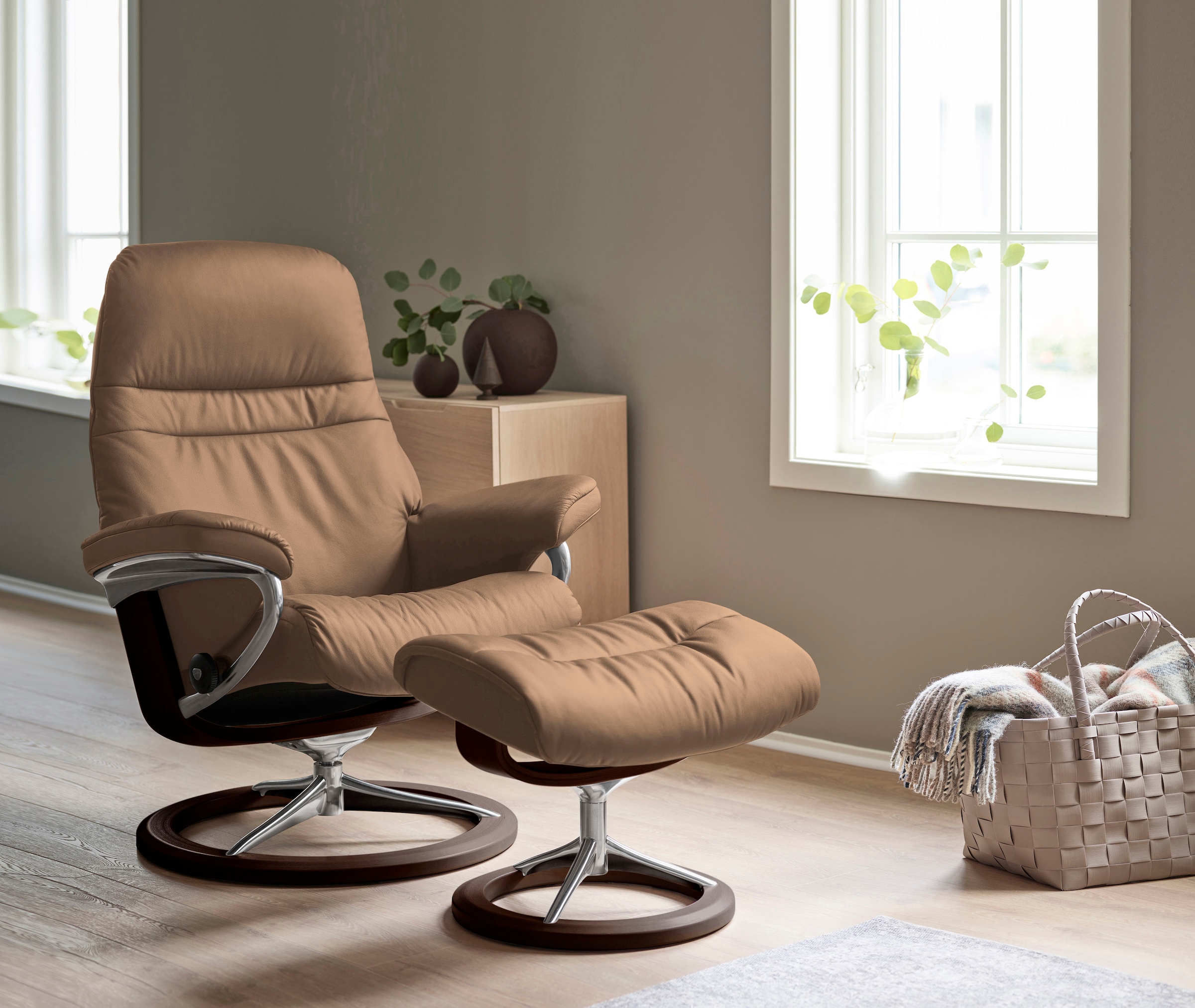 Stressless Relaxsessel "Sunrise" mit Signature Base, Größe M, Gestell Braun