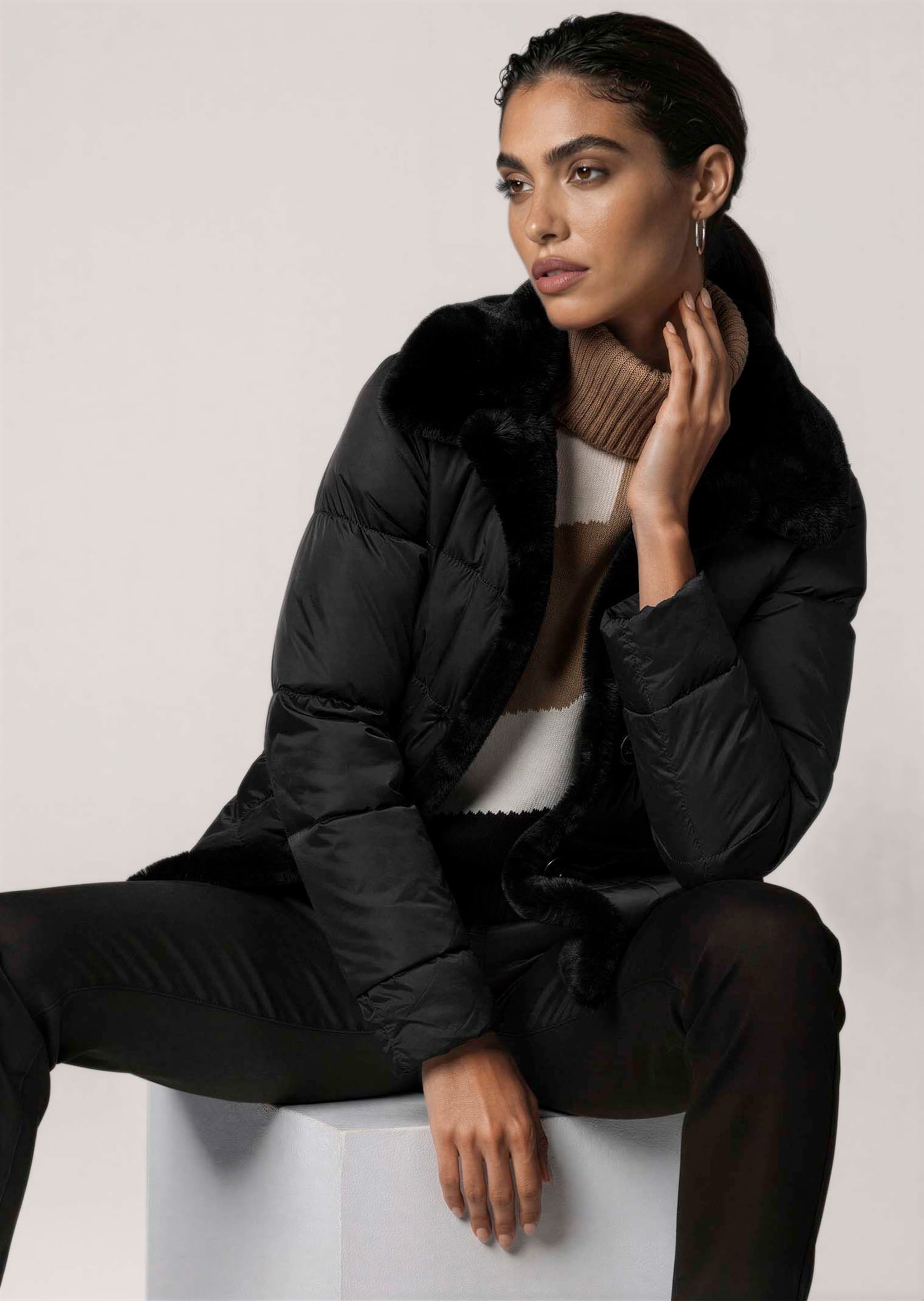 MADELEINE Kurzjacke »Jacke Steppjacke mit Teddyfellkragen«