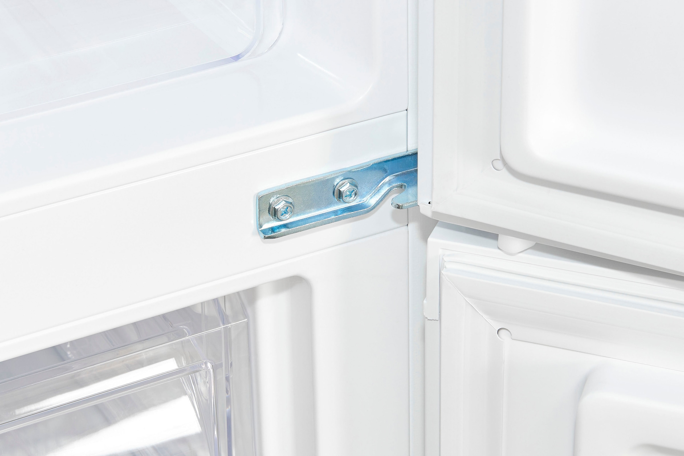 exquisit Kühl-/Gefrierkombination »KGC265-70-WS-040D weiss«, 260 Liter Nutzinhalt, Wasserspender, 4 Sterne Gefrieren
