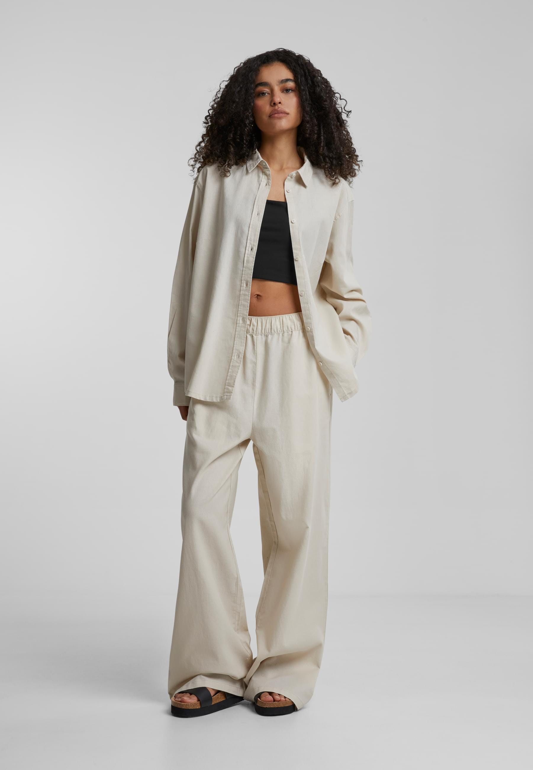 URBAN CLASSICS Langarmhemd »Urban Classics Damen Ladies Linen Mixed Oversized Shirt«