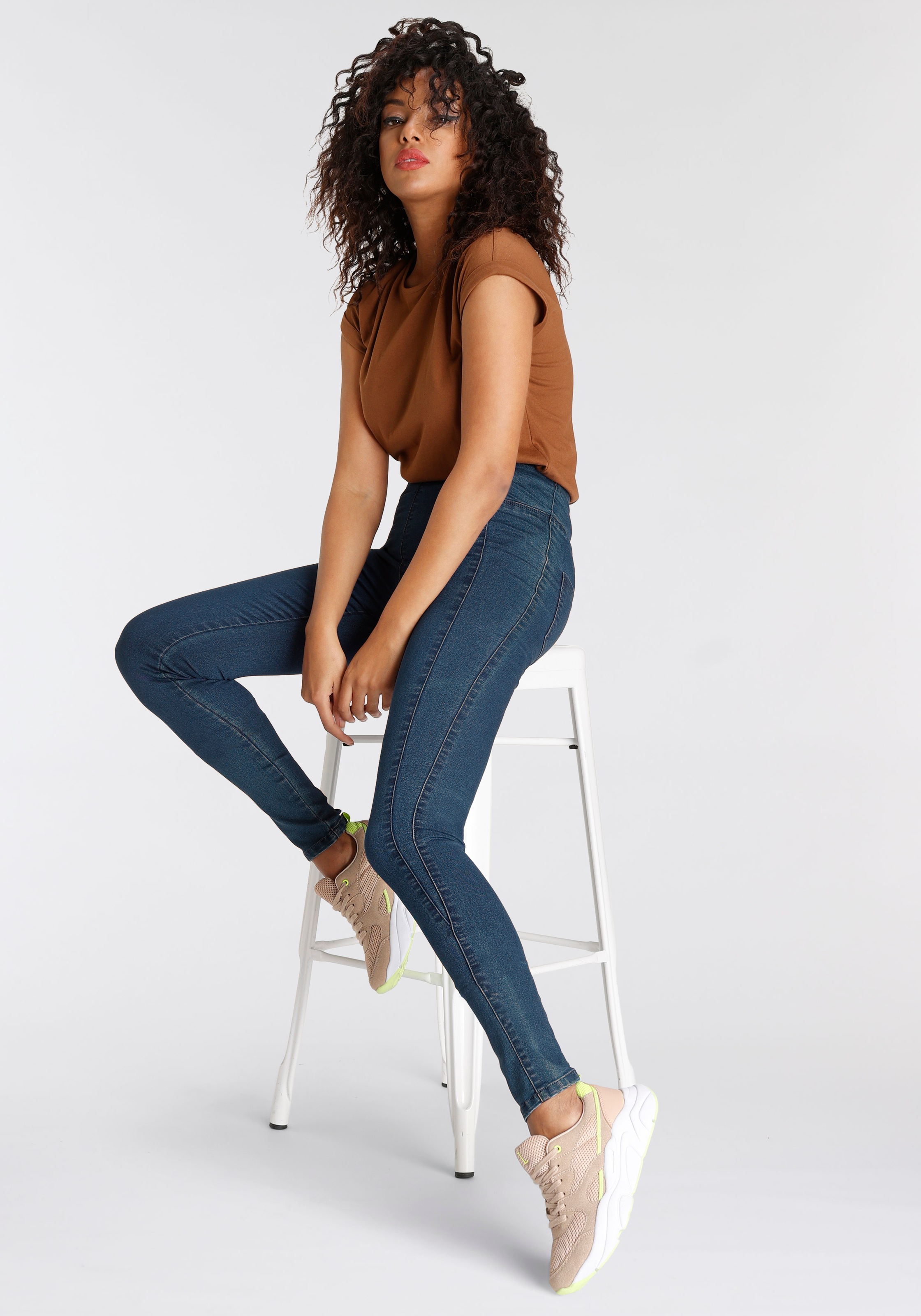 Arizona Jeansjeggings, extra-eng geschnittene Beinform, hohe Leibhöhe