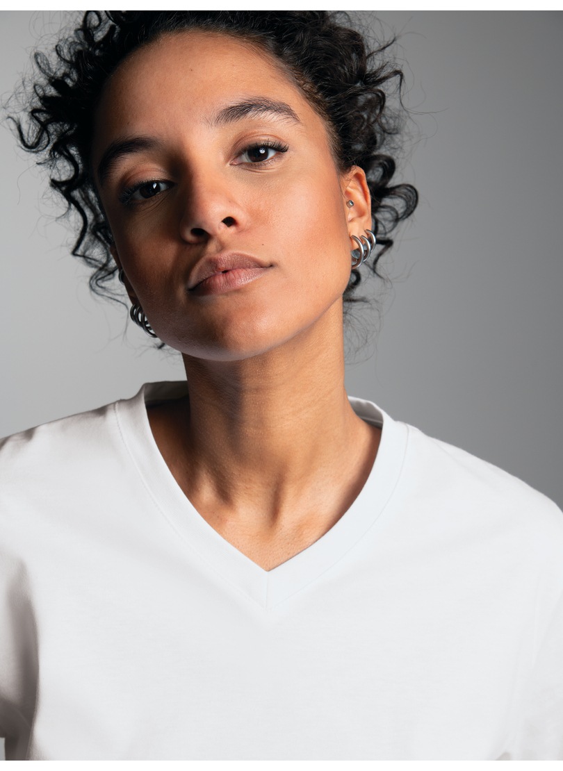 Thumbnail - Trigema T-Shirt "TRIGEMA V-Shirt DELUXE Baumwolle", 1 Stk.