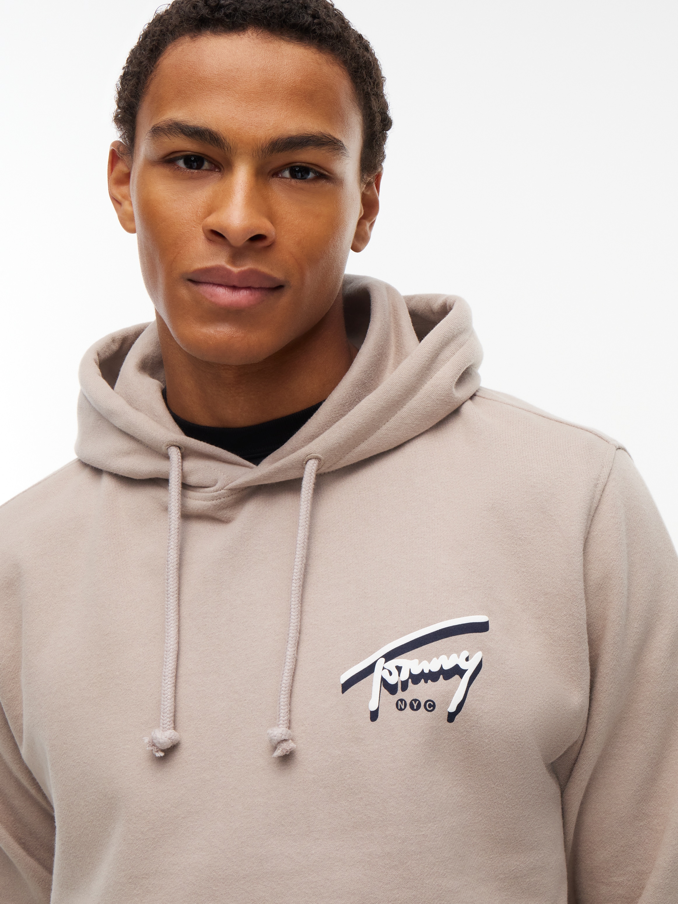 Tommy Jeans Kapuzensweatshirt »REGULAR NYC SIGNATURE HOODIE«, Regular fit mit Kapuze
