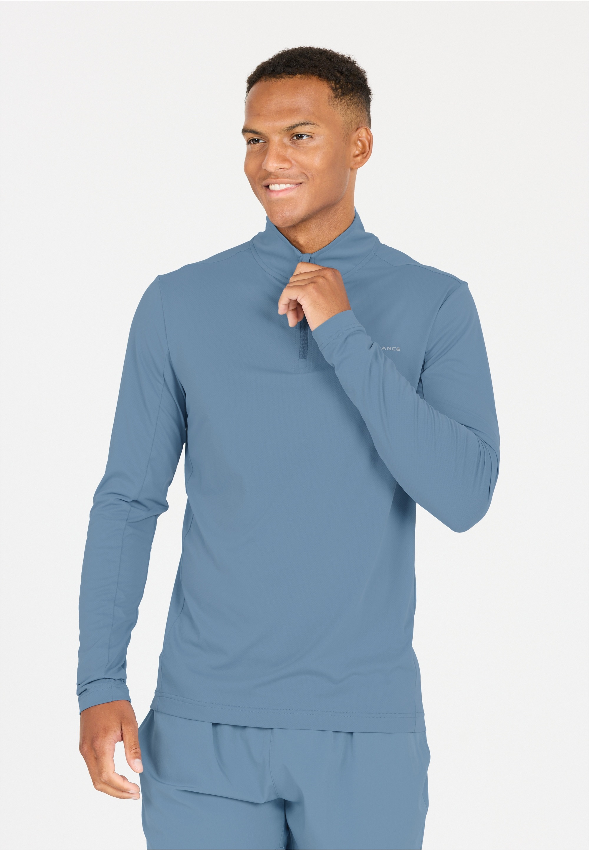 ENDURANCE Funktionsshirt "Omais", mit 4-Wege-Stretch günstig online kaufen
