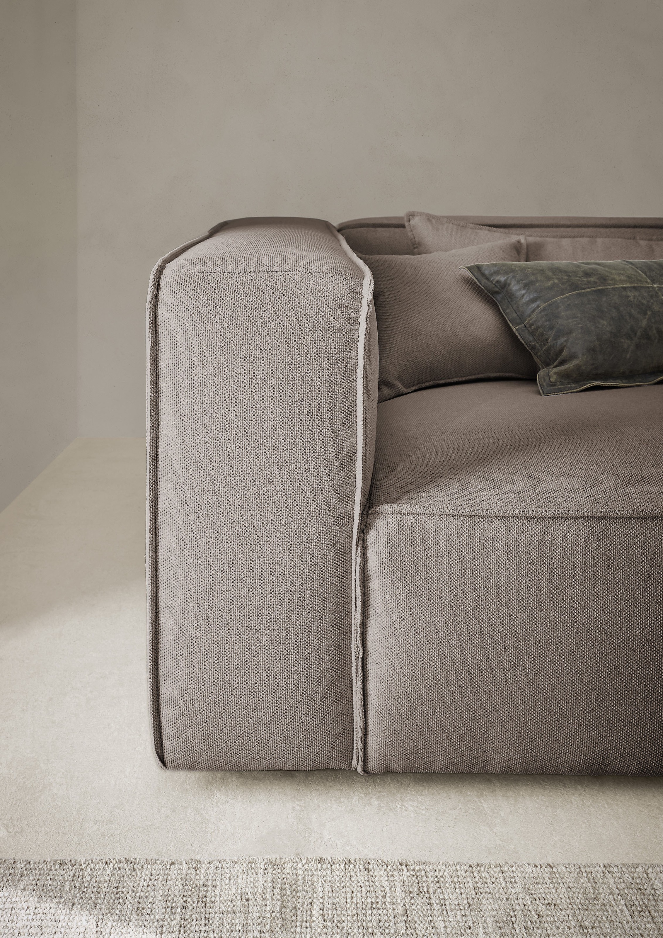 LeGer Home by Lena Gercke Ecksofa »PIARA XXL, Big-Sofa in Cord oder Leinenoptik, L-Form, mit Kedernaht«, wahlweise Ottomane rechts/links, schwarze Füße, extra tiefe Sitzfläche