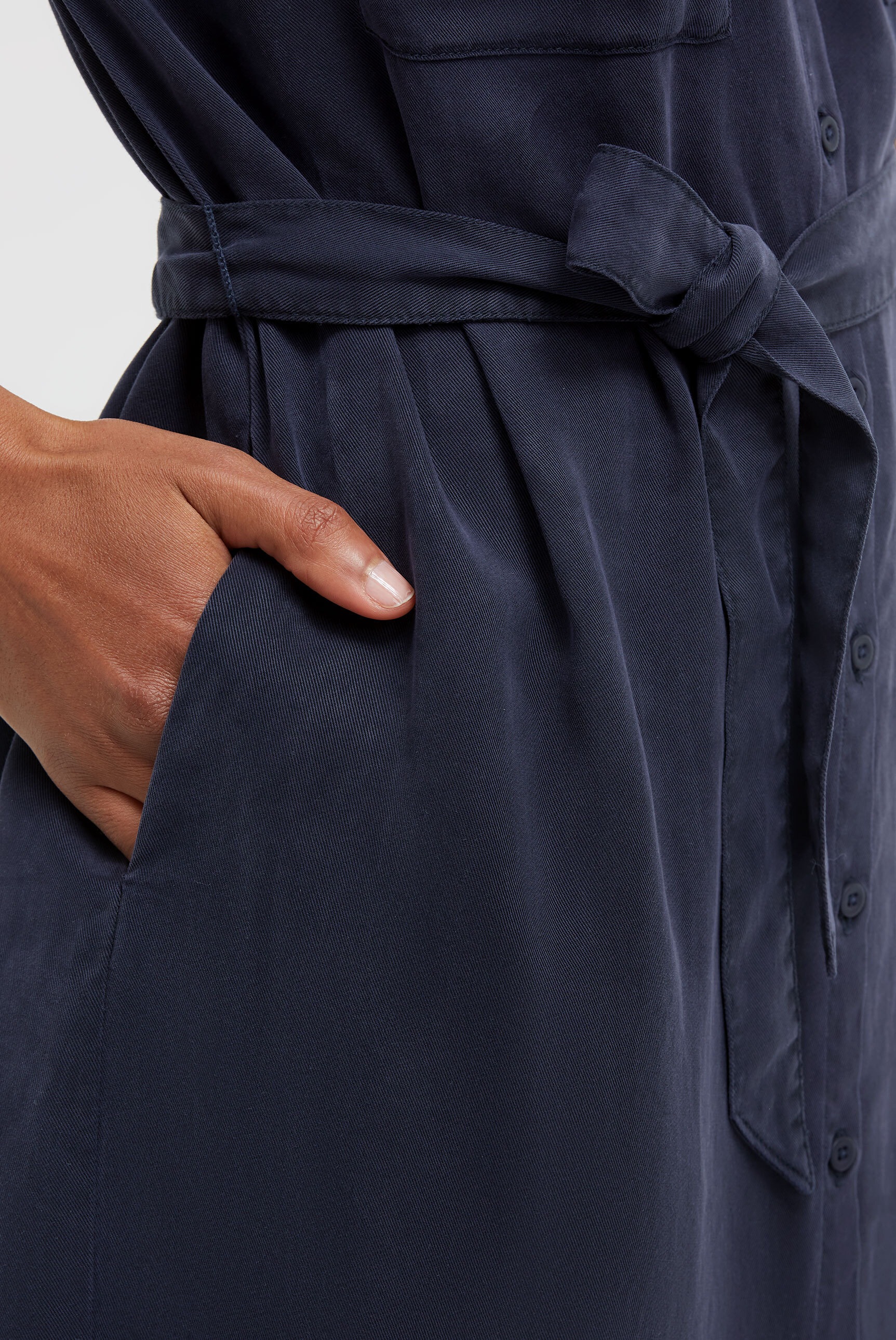 SENSES.THE LABEL Sommerkleid Klappentaschen mit Bindegürtel