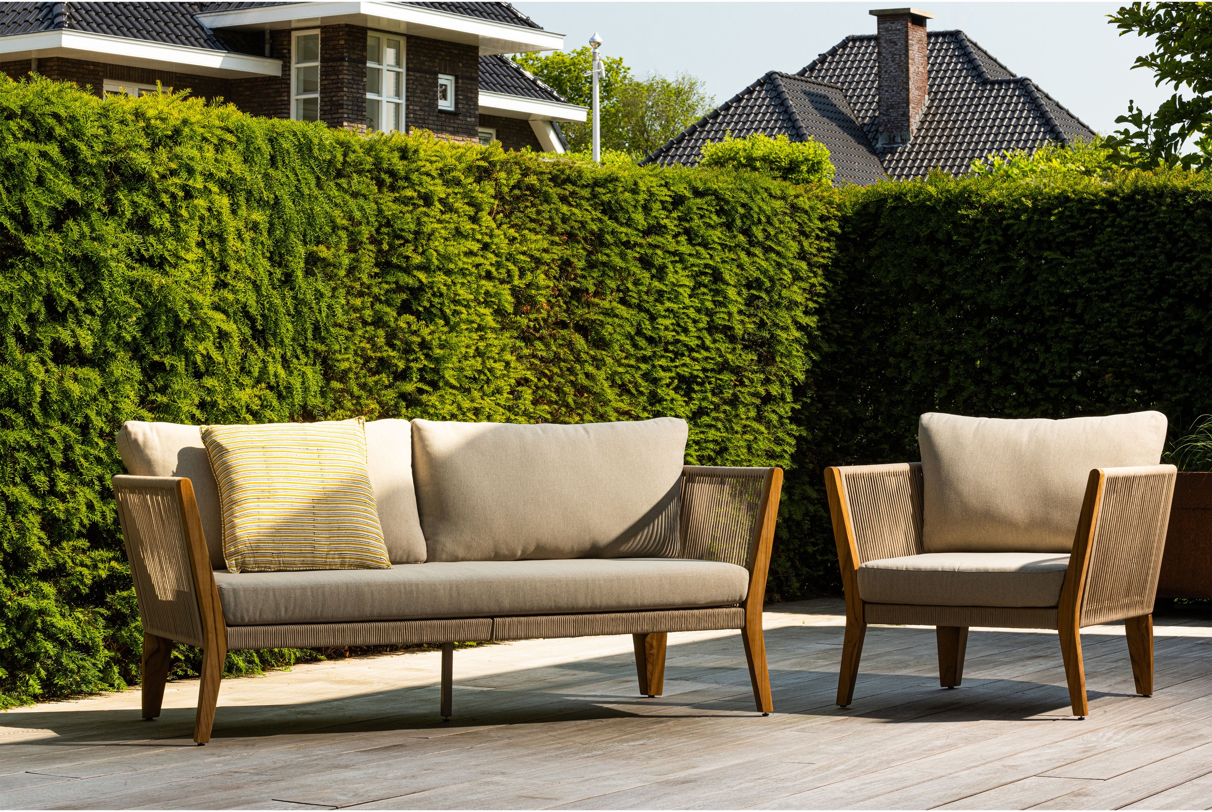 WOOOD Armlehnstuhl ()