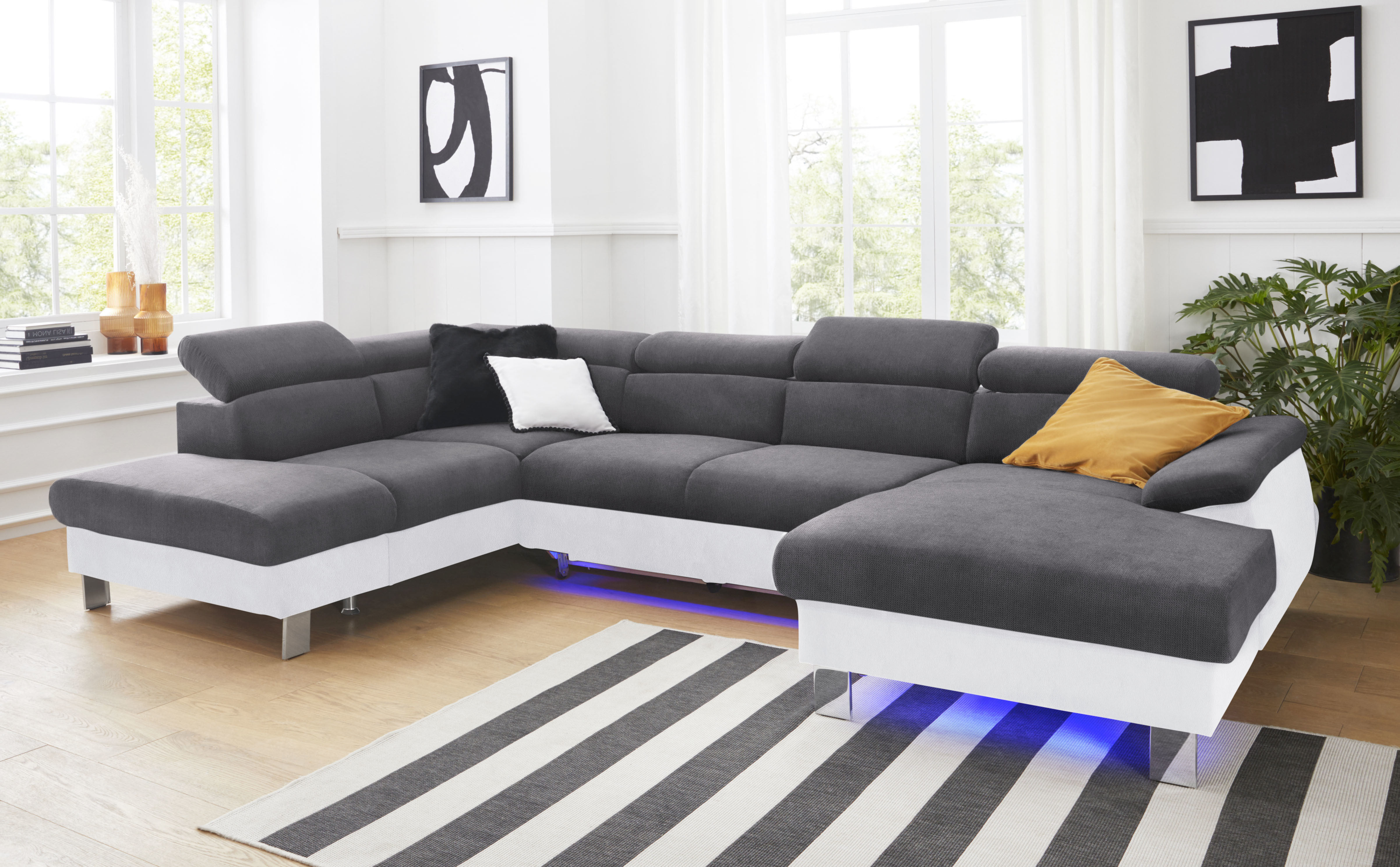 COTTA Wohnlandschaft "Komaris U-Form, B: 320 cm" mit Kopfteilverstellung, optional Schlaffunktion, Bettkasten & Licht