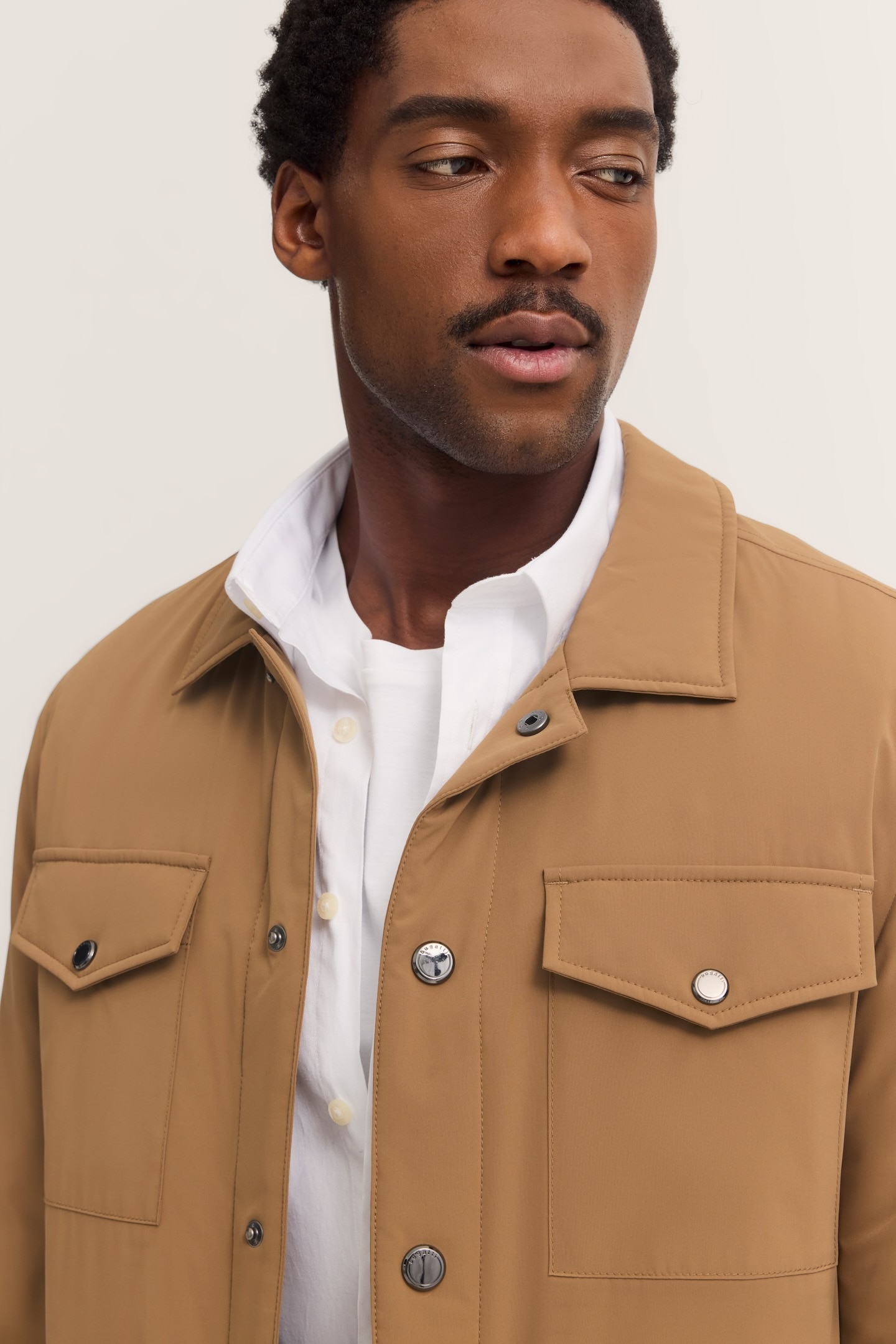 bugatti Kurzjacke »Regular Fit«, mit Flexcity Stretch & Druckknöpfen