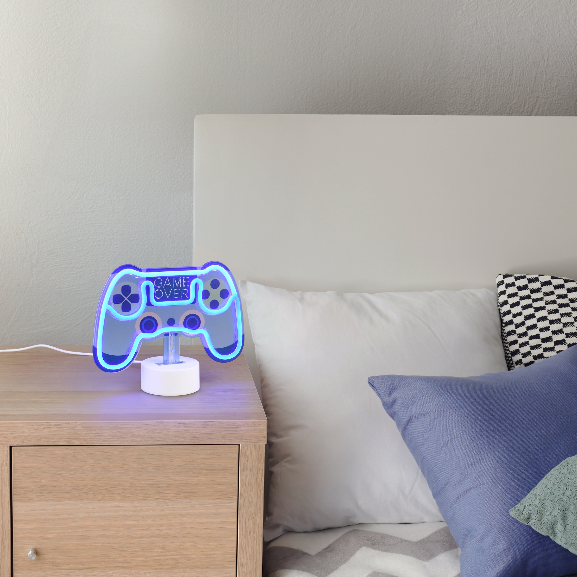 REALITY Leuchten LED Tischleuchte »CONTROL, blaue LED Leuchte in Form eines Game Controllers« LED-Board 1 Stk. RGB | blau 1,2W LED, Batteriebetrieb oder per USB-Kabel, Schalter ON/OFF Ø 8,5cm