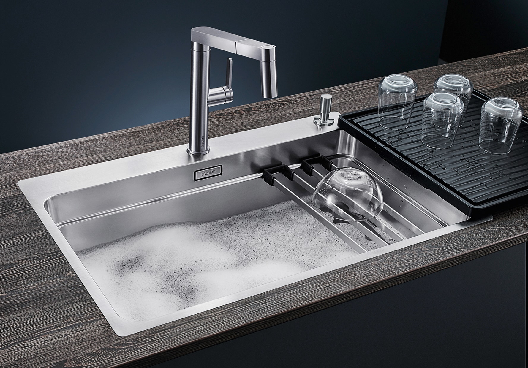 Thumbnail - Blanco Edelstahlspüle "ETAGON 700-IF/A" 1 Stk. tlg. zum wechselseitigen Einbau geeignet, inklusive 2 ETAGON-Schienen