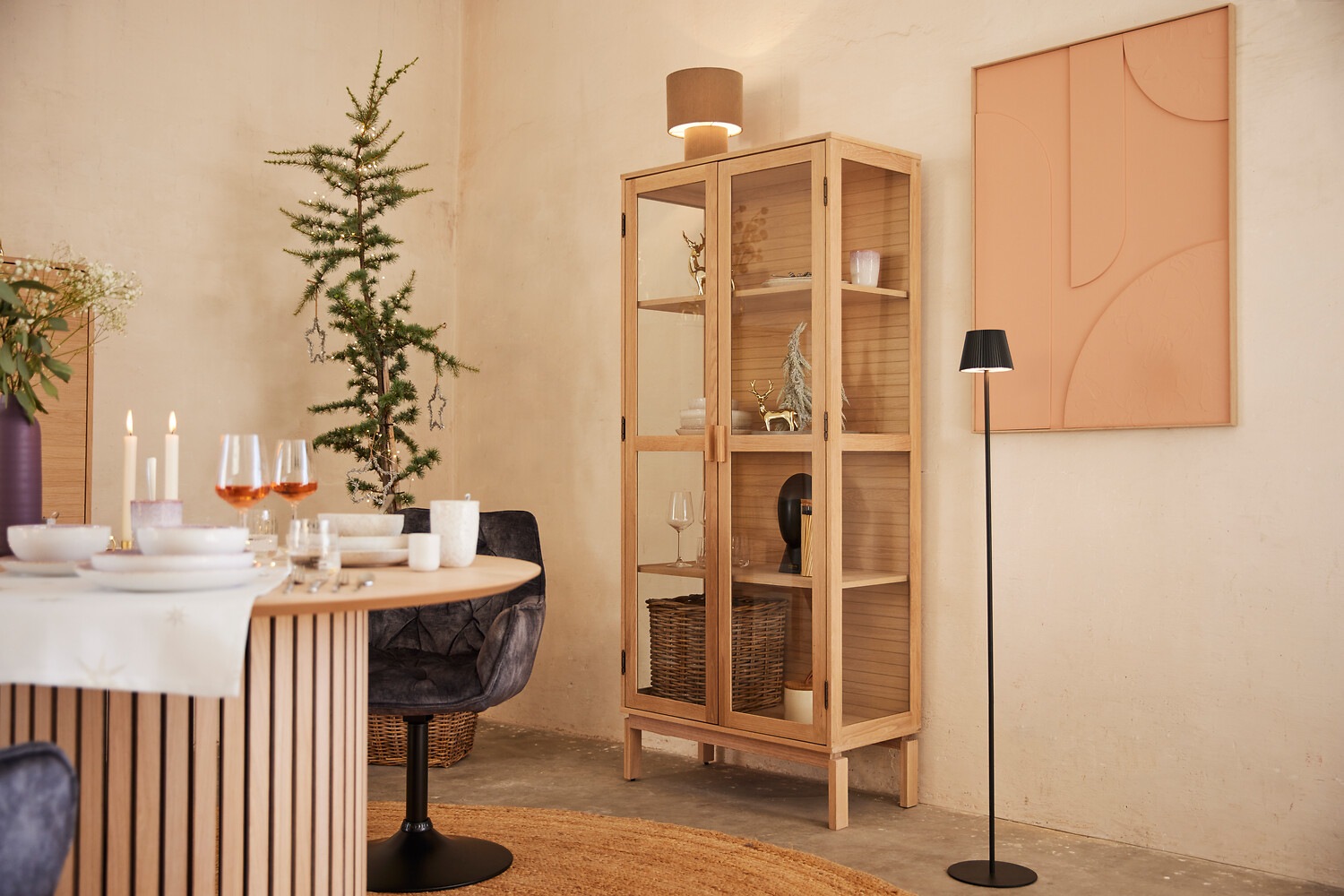 ACTONA GROUP Stauraumschrank »Linley Vitrine, Mehrzweckschrank,«, Eichenfurnier/Eiche, Lamellenrücken, 3 Einlegeböden, 2 Glastüren