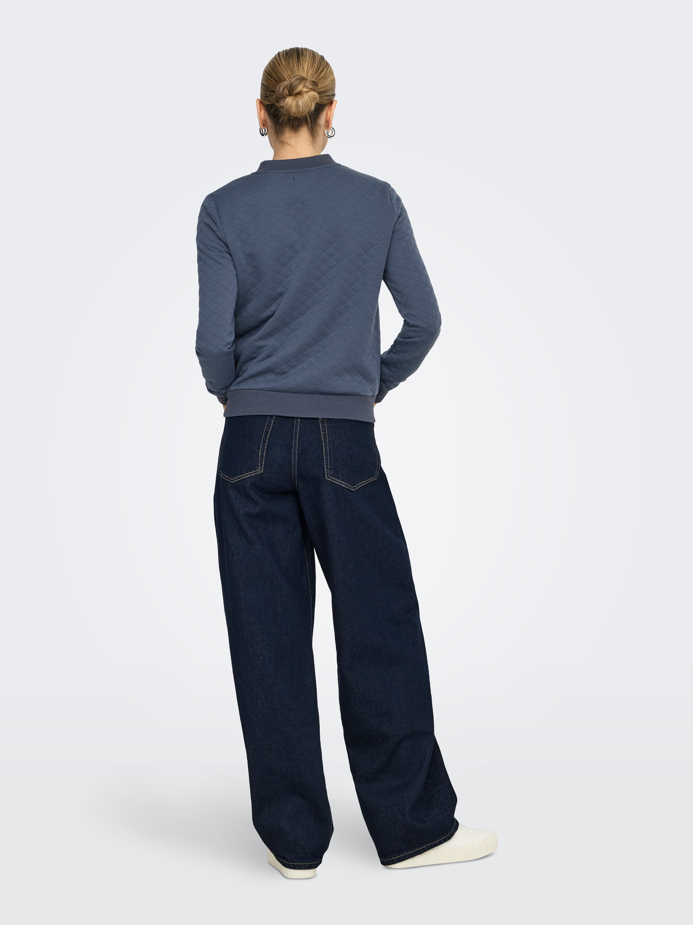 ONLY Sweatjacke »ONLJOYCE L/S BOMBER SWT NOOS« Polyester, regular fit