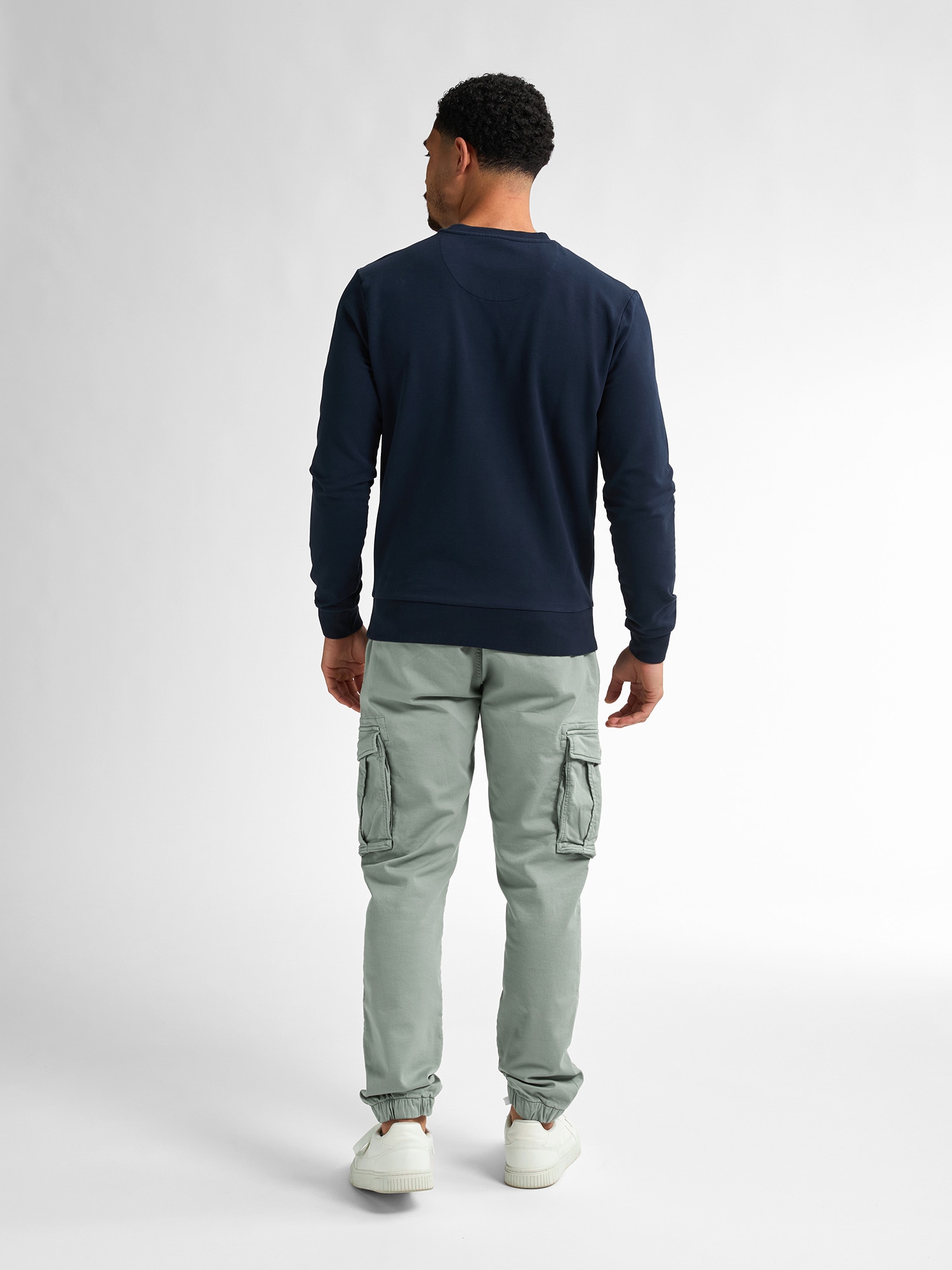 Petrol Industries Sweatshirt, mit Logo Stickerei