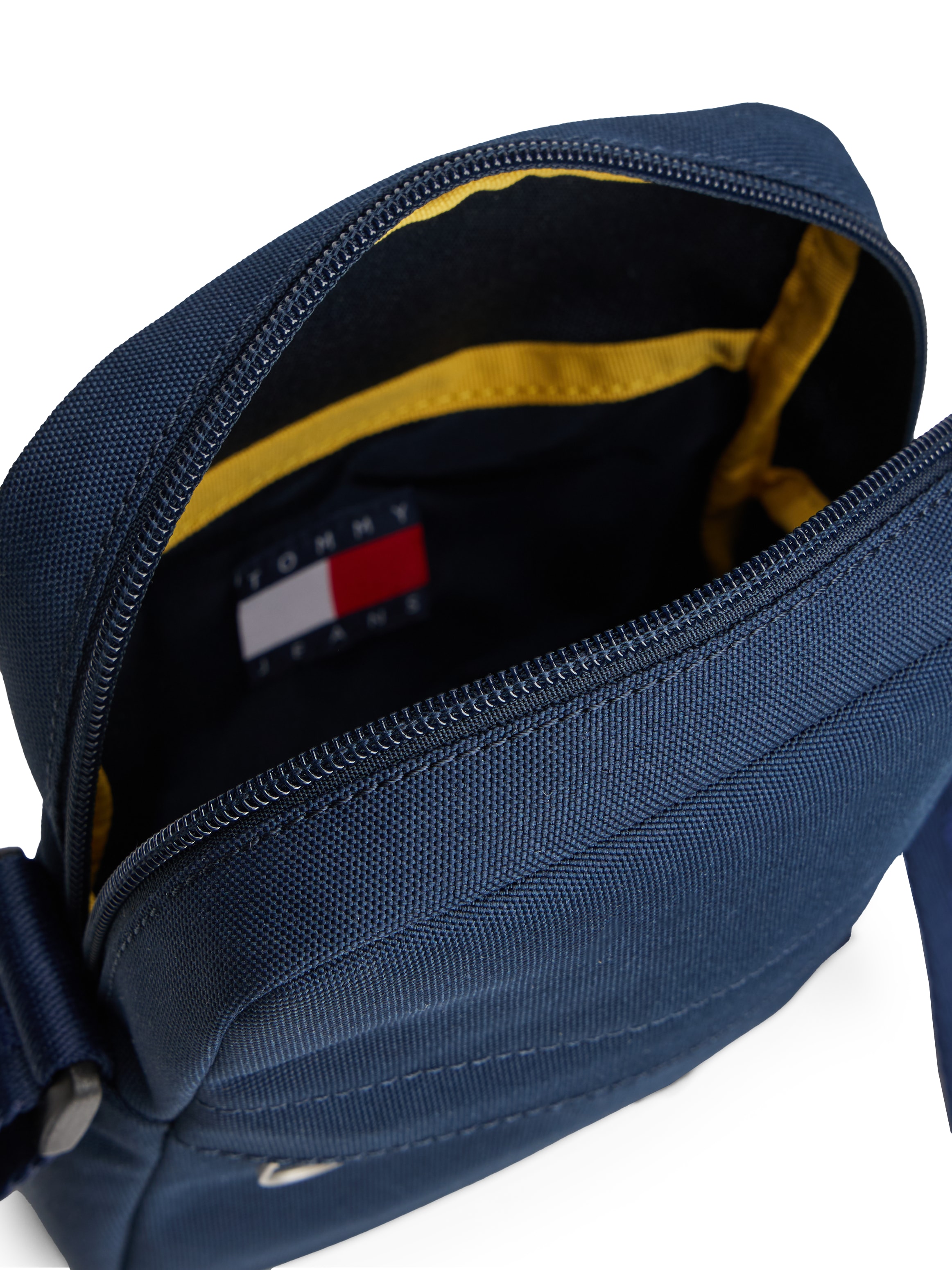 Tommy Jeans Umhängetasche »TJM ESS DAILY REPORTER« , Men Schultertasche, Freizeitasche mit Tommy Jeans Flaggen-Aufnäher