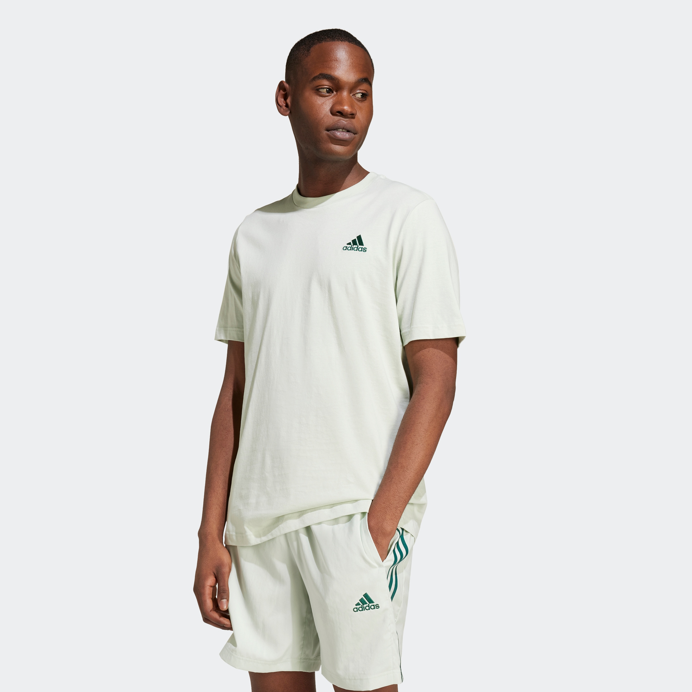 adidas Sportswear T-Shirt "ESSENTIALS SINGLE JERSEY EMBROIDERED SMALL LOGO" günstig online kaufen