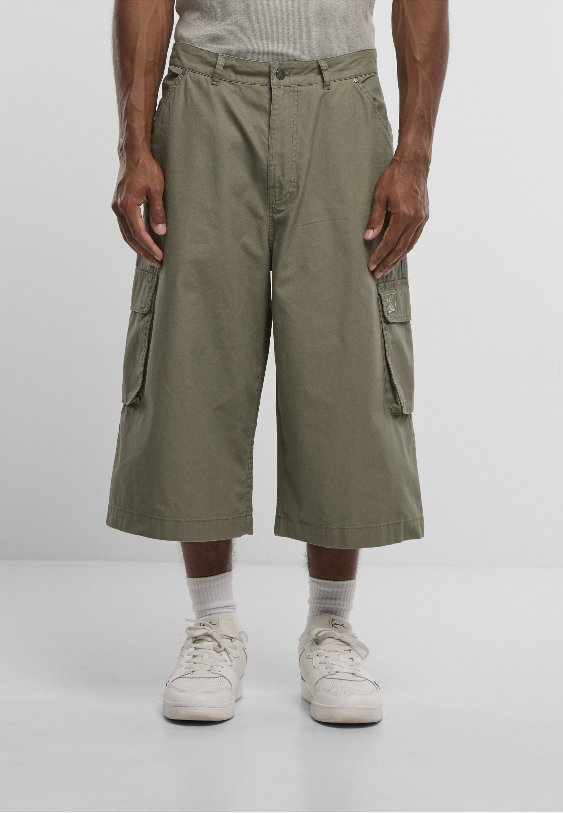 Karl Kani Cargoshorts »Karl Kani OG Camo Baggy Cargo Shorts«