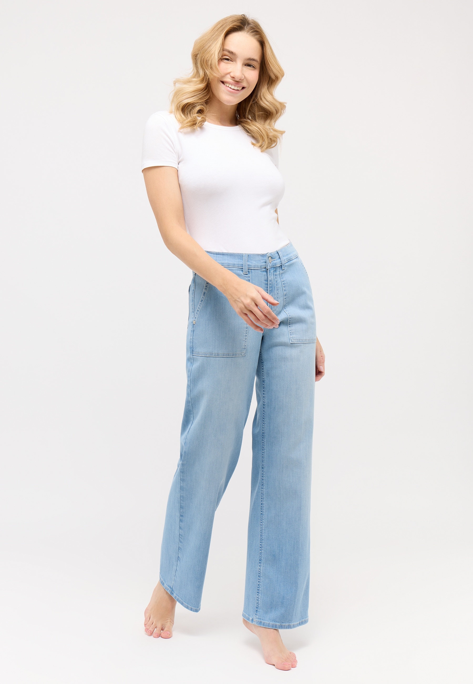 ANGELS Relax-fit-Jeans »LIZ WORKER« mit großen Vordertaschen und Fade-Out Effekten