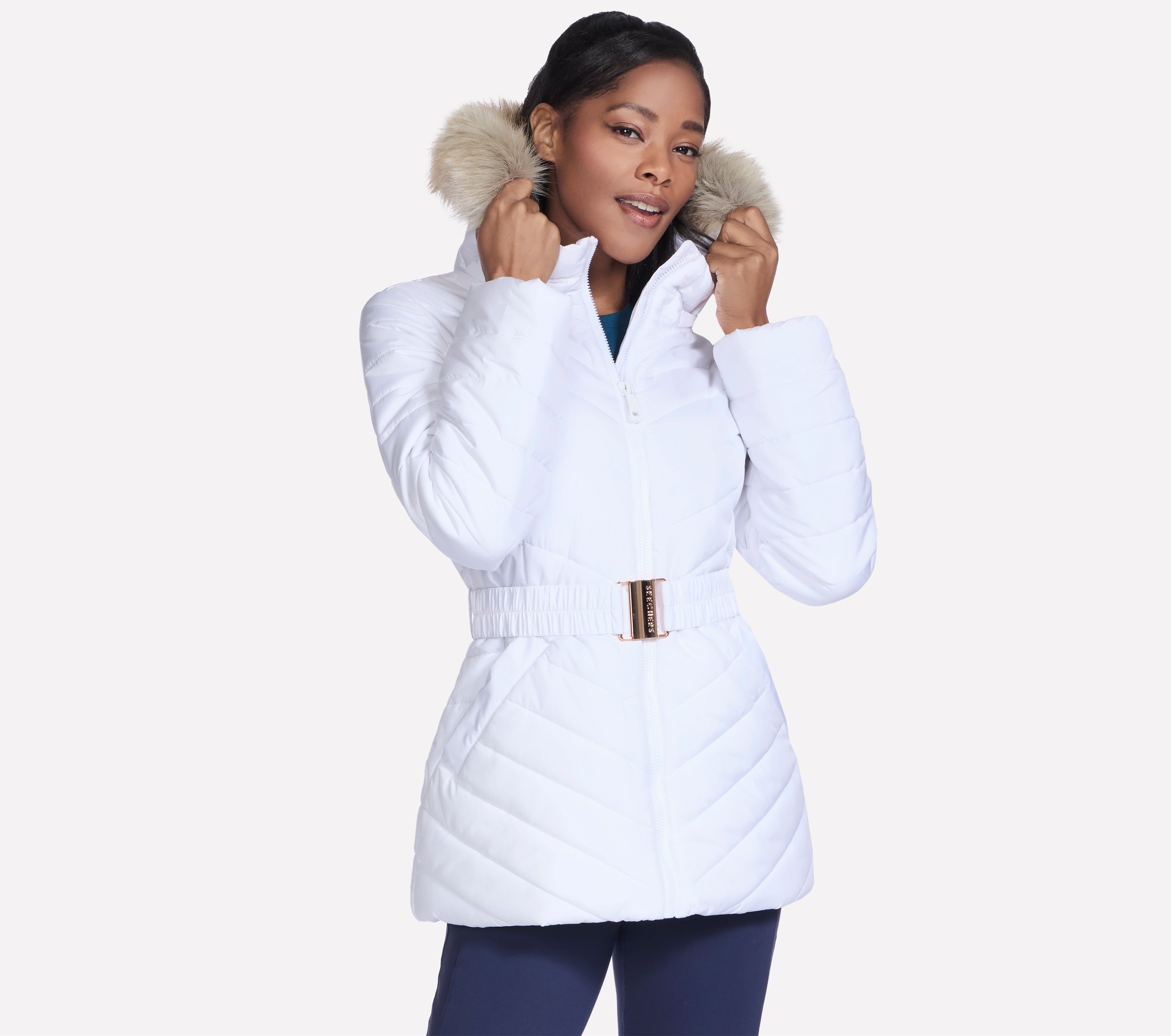Skechers Winterjacke "ON-THE-GO BELTED PARKA" mit Kapuze mit Gürtel, aus GO SHIELD™ Cozy Fit-Material