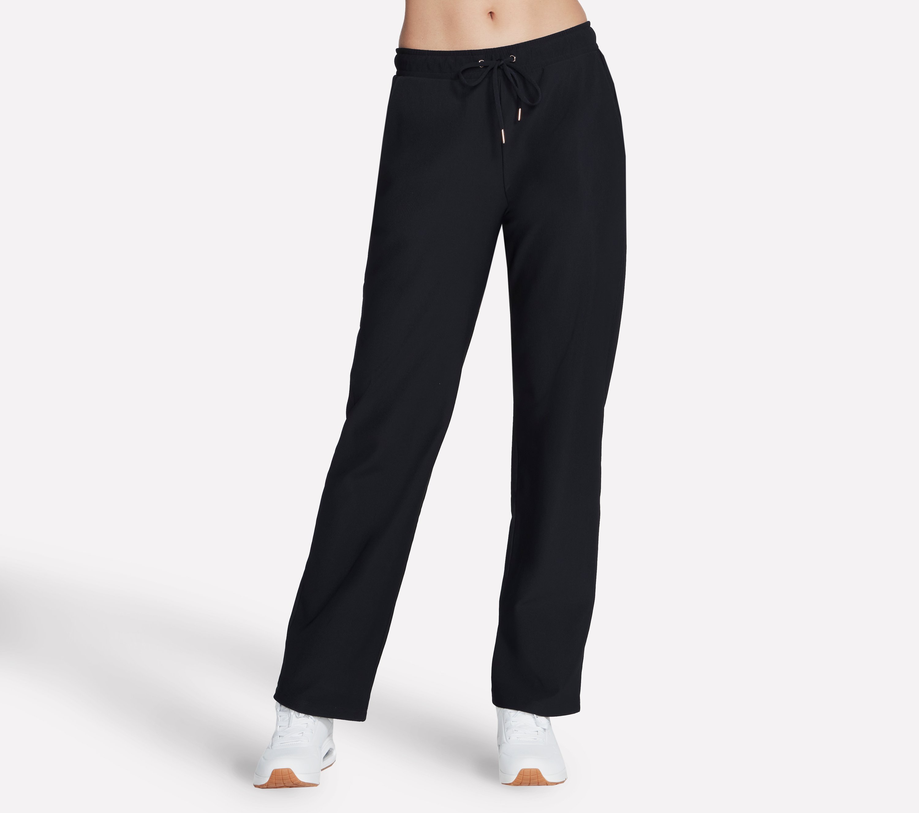 Skechers Funktionshose "GO LUXE RIB PANT" mit Taschen vorne, sportlicher Stil, aus weichem GO LUXE™ Material