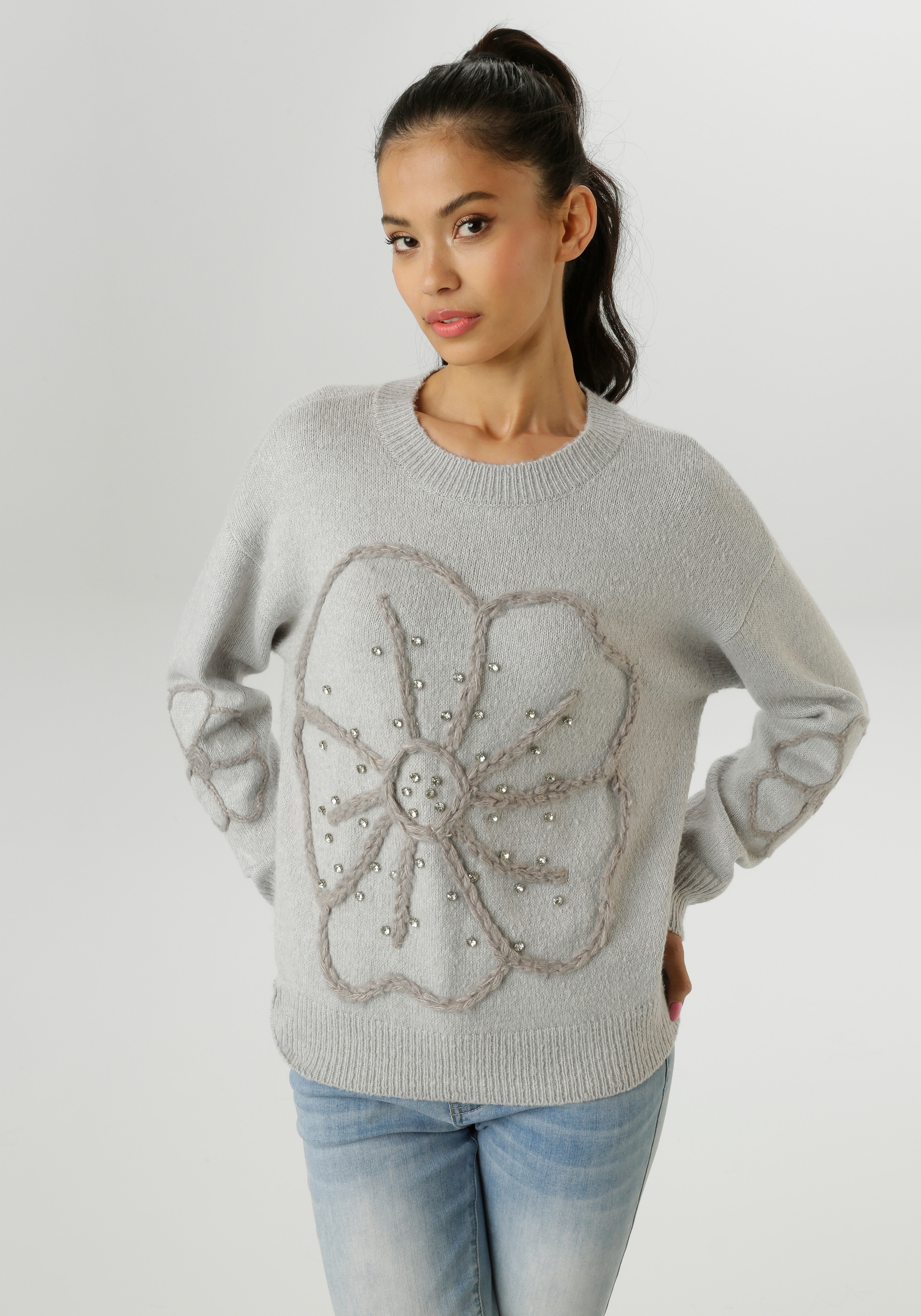 Aniston SELECTED Strickpullover, vorne mit funkelnden Glitzersteinen verzie günstig online kaufen