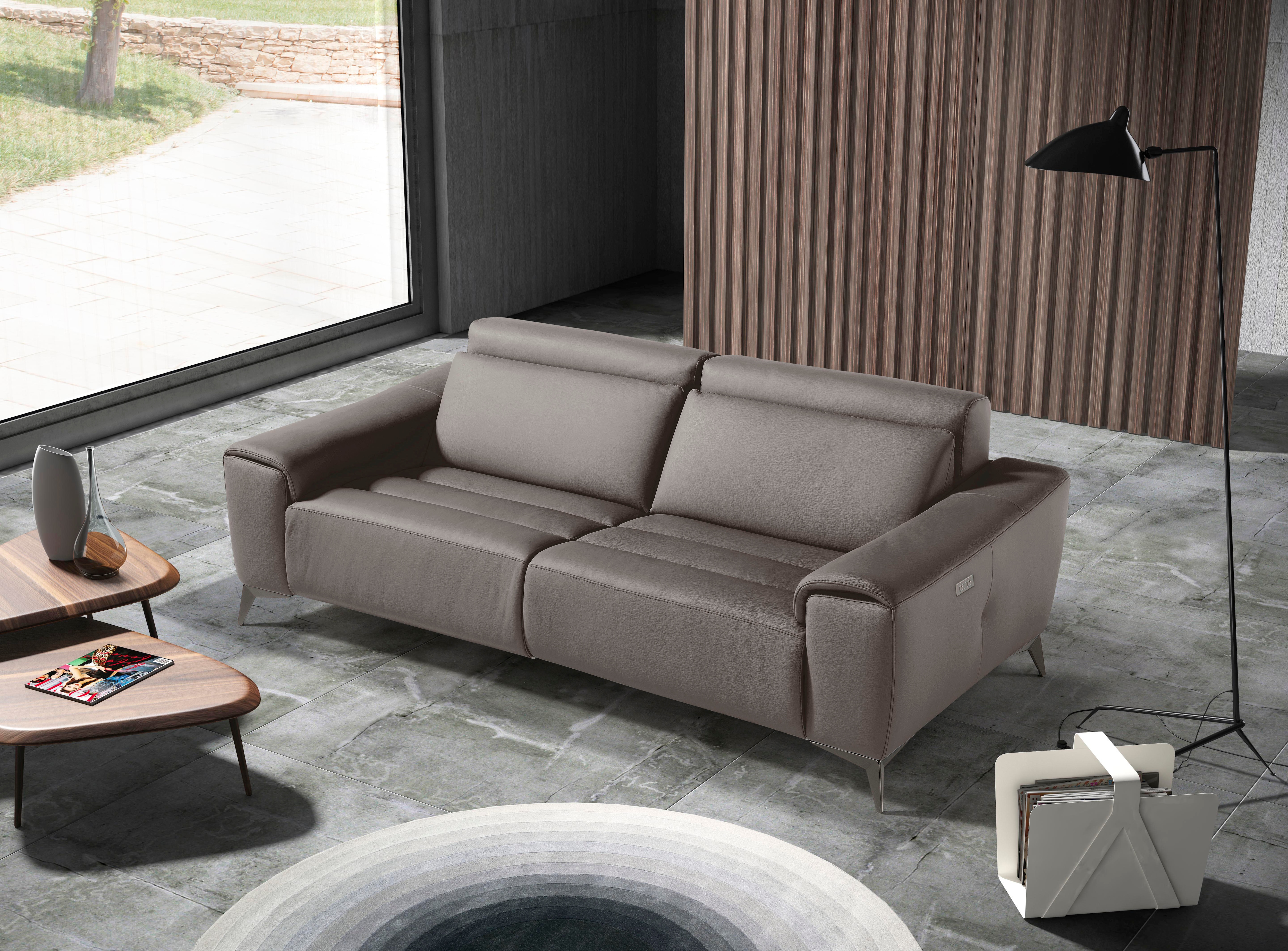 Egoitaliano 2,5-Sitzer "Suzette, Designsofa mit elektrischen Komfortfunktionen, edel & bequem" inkl. 2 elektronischer Relaxfunktionen, Rücken- und Fußteilfunktion