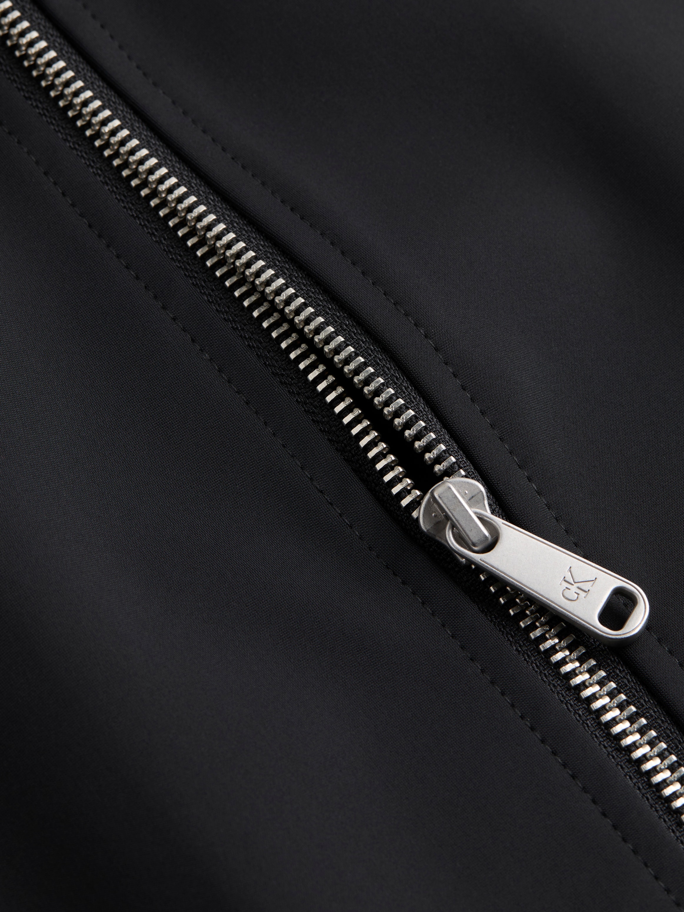 Calvin Klein Jeans Kurzjacke »TECH ZIP THROUGH SHORT JACKET«, im schlichten Design