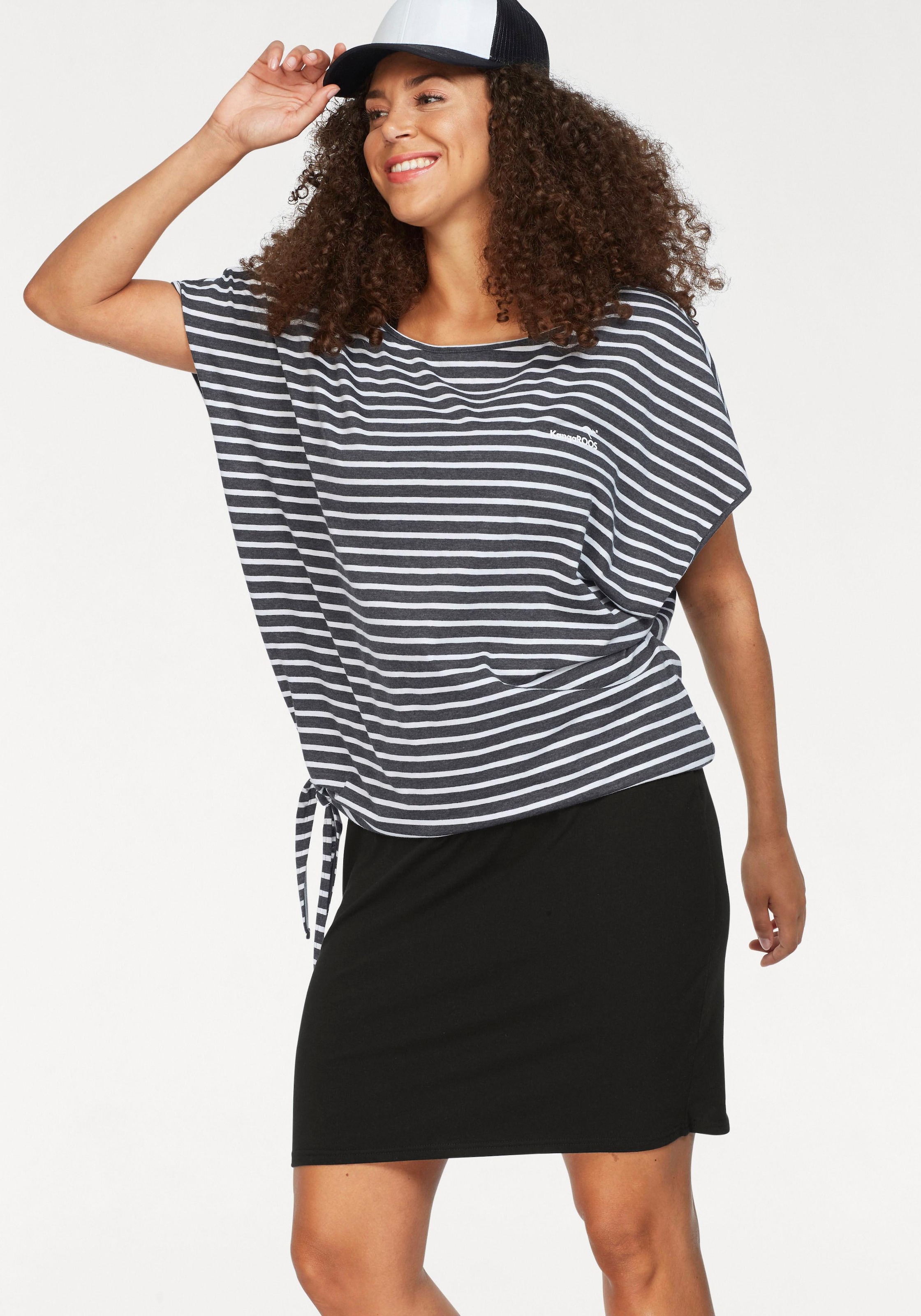 KangaROOS Jerseykleid Set, mit T-Shirt, 2 Stk. tlg. Mini-Länge, figurbetont günstig online kaufen