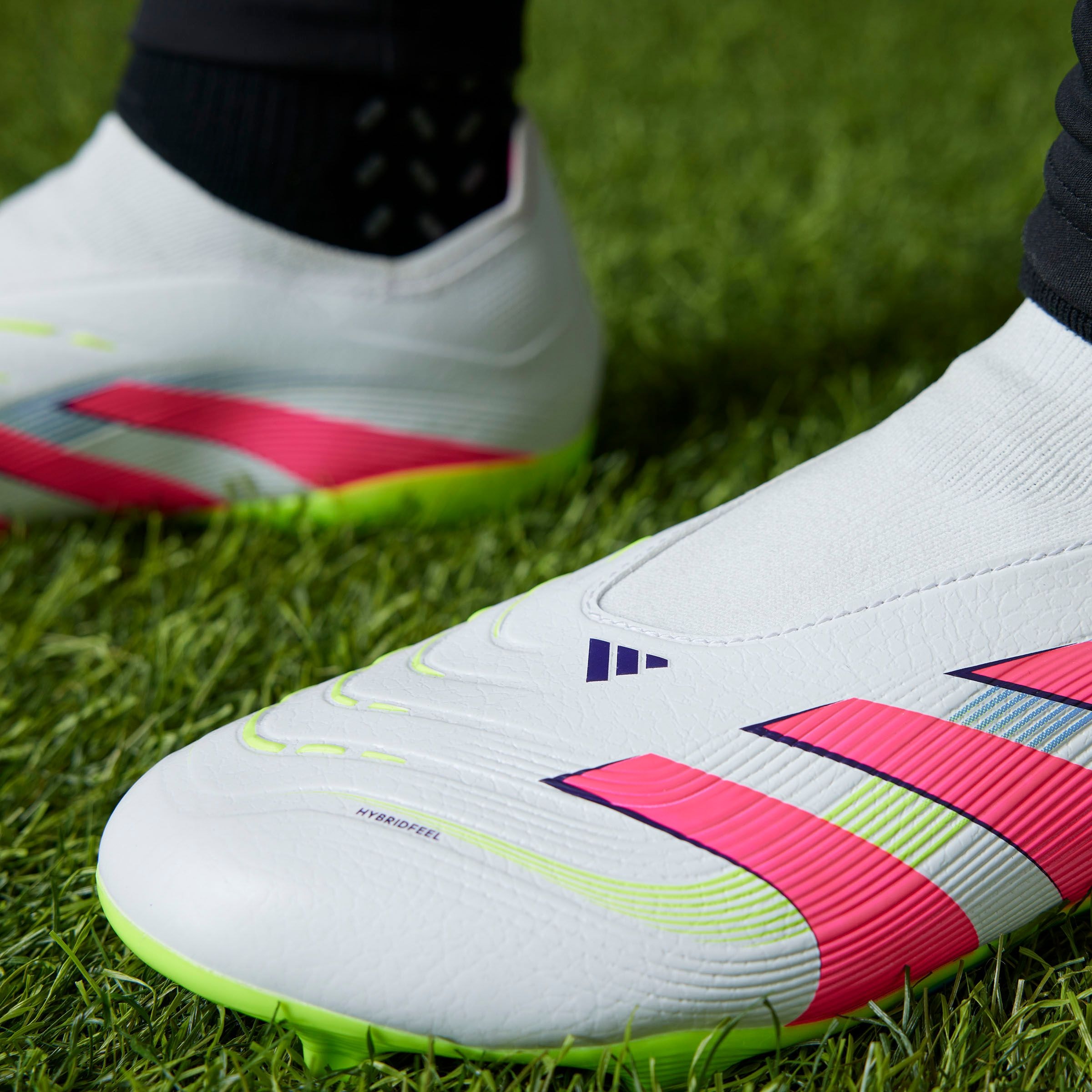 adidas Performance Fußballschuh »PREDATOR LEAGUE LACELESS FG/MG«