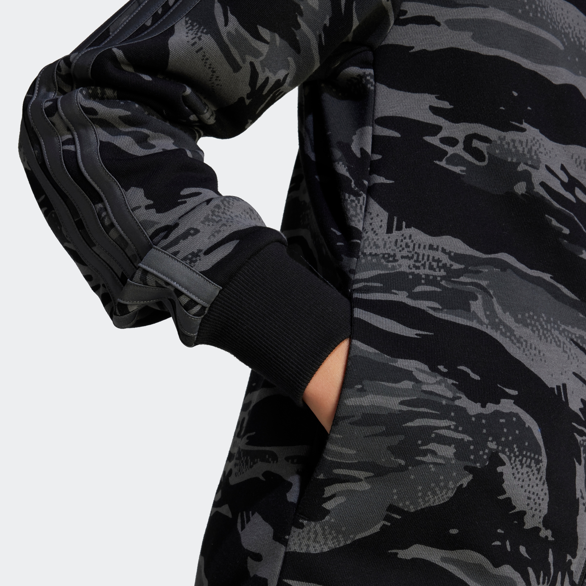 adidas Sportswear Kapuzensweatshirt »J CAMO FZ HD«