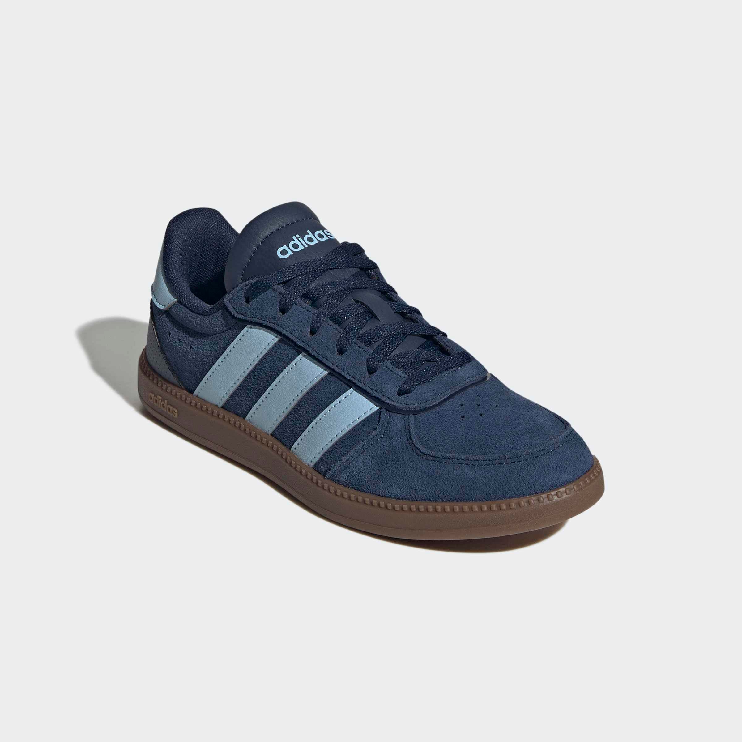 adidas Sportswear Sneaker "BREAKNET SLEEK FÜR KINDER" inspiriert vom Design des adidas handball spezial