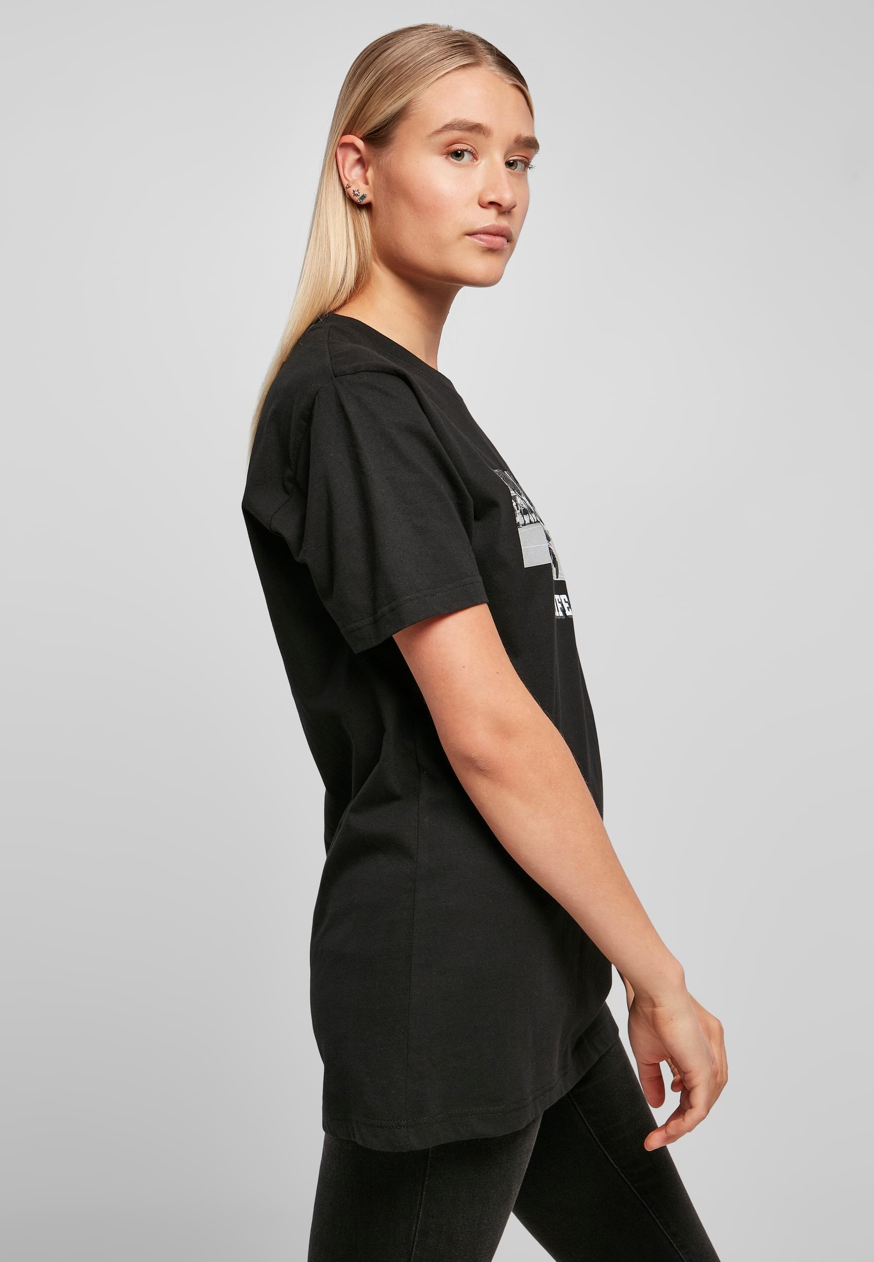 MisterTee T-Shirt »MisterTee Herren Ball Is Life Tee«, (1 tlg.)