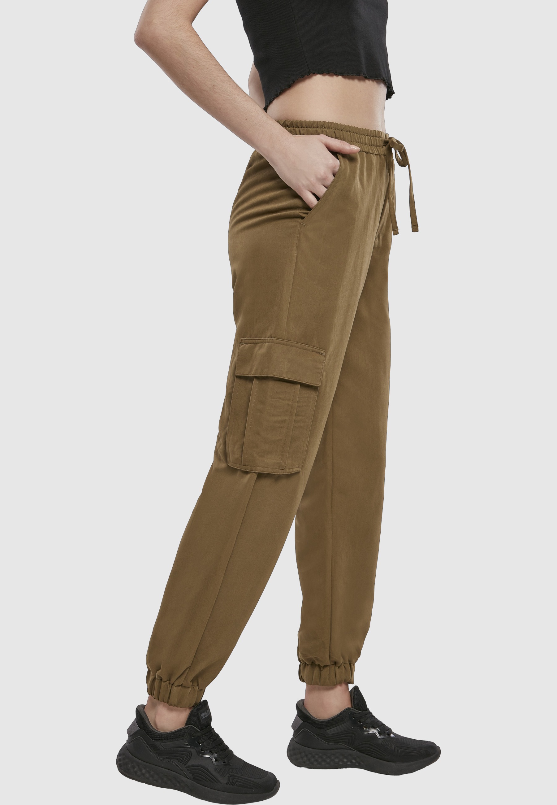 URBAN CLASSICS Cargohose »Urban Classics Damen Ladies Viscose Twill Cargo Pants«