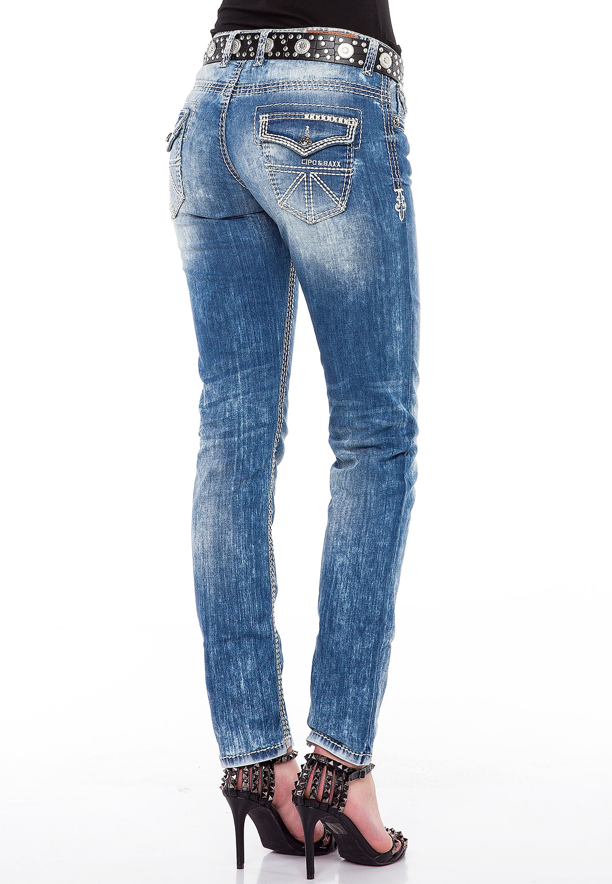 Cipo & Baxx Slim-fit-Jeans, mit weißen Nähten in Straight Fit