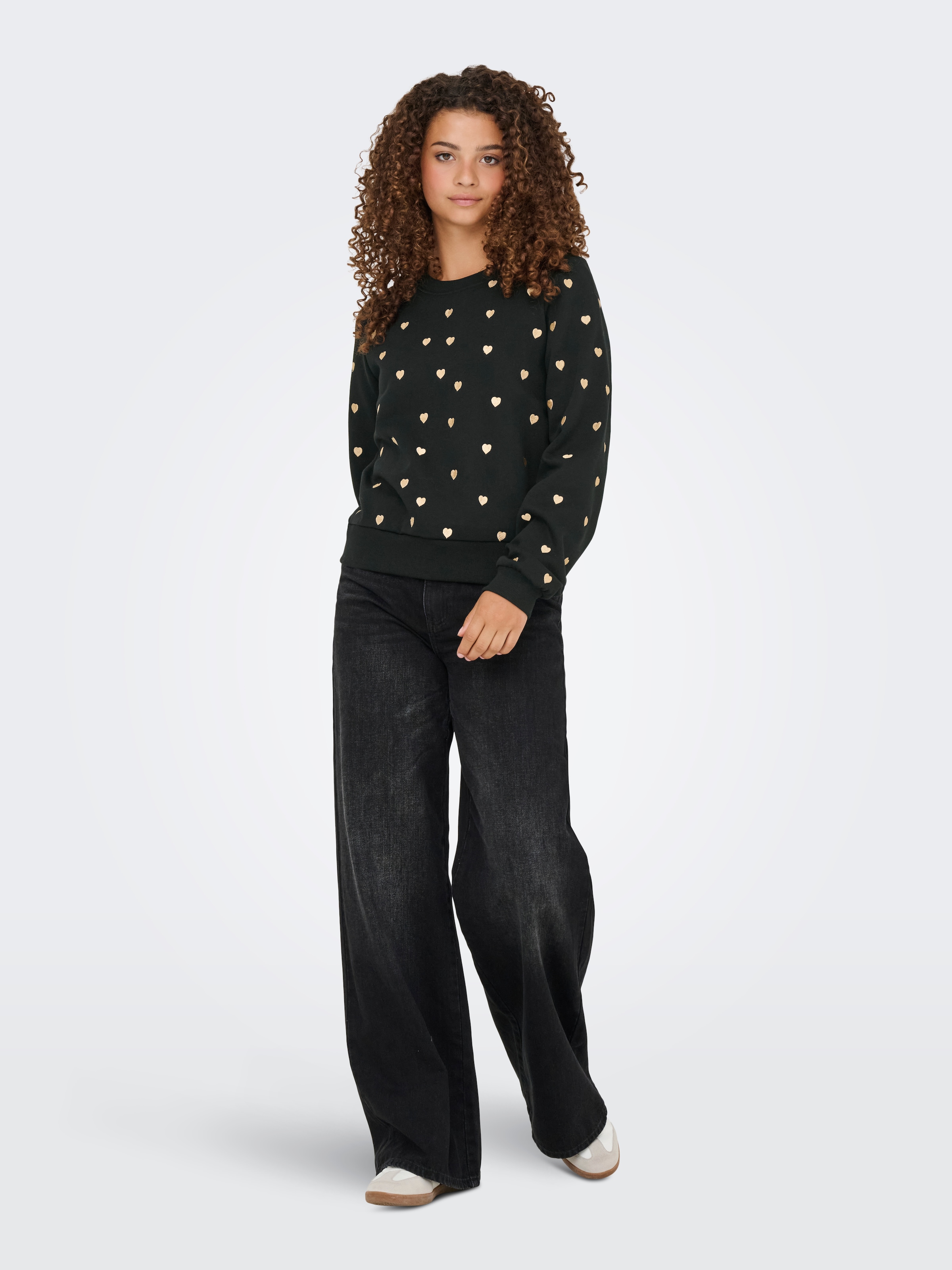 ONLY Sweatshirt »ONLATIKA L/S O-NECK GLITTER EMB. BOX SWT«