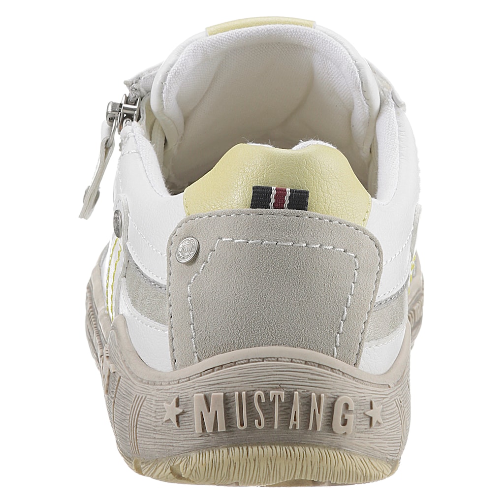 Mustang Shoes Sneaker, mit Kontrastbesätzen, Weite G