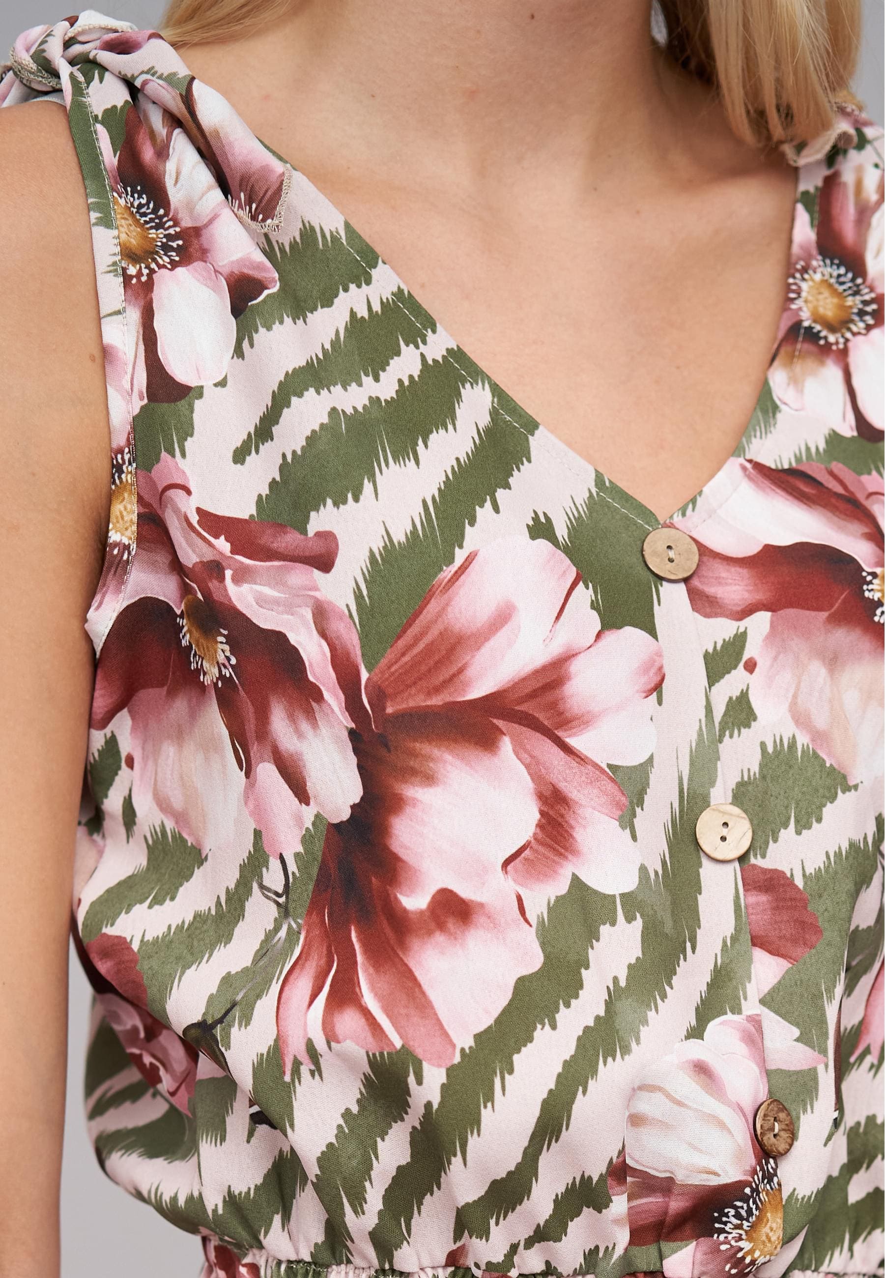 CLOUD 5IVE Shirtkleid »CLOUD 5IVE Dress with buttons and knot details flower print«, (1 tlg.)
