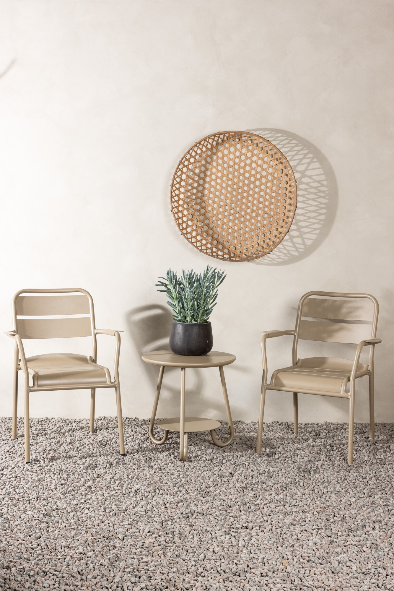 Venture Home Balkonset "Faro, kompaktes Café-Set für 2 Personen Ø 50 cm, Aluminium" Balkonset, beige, rund, Aluminium leicht, platzsparend, modern