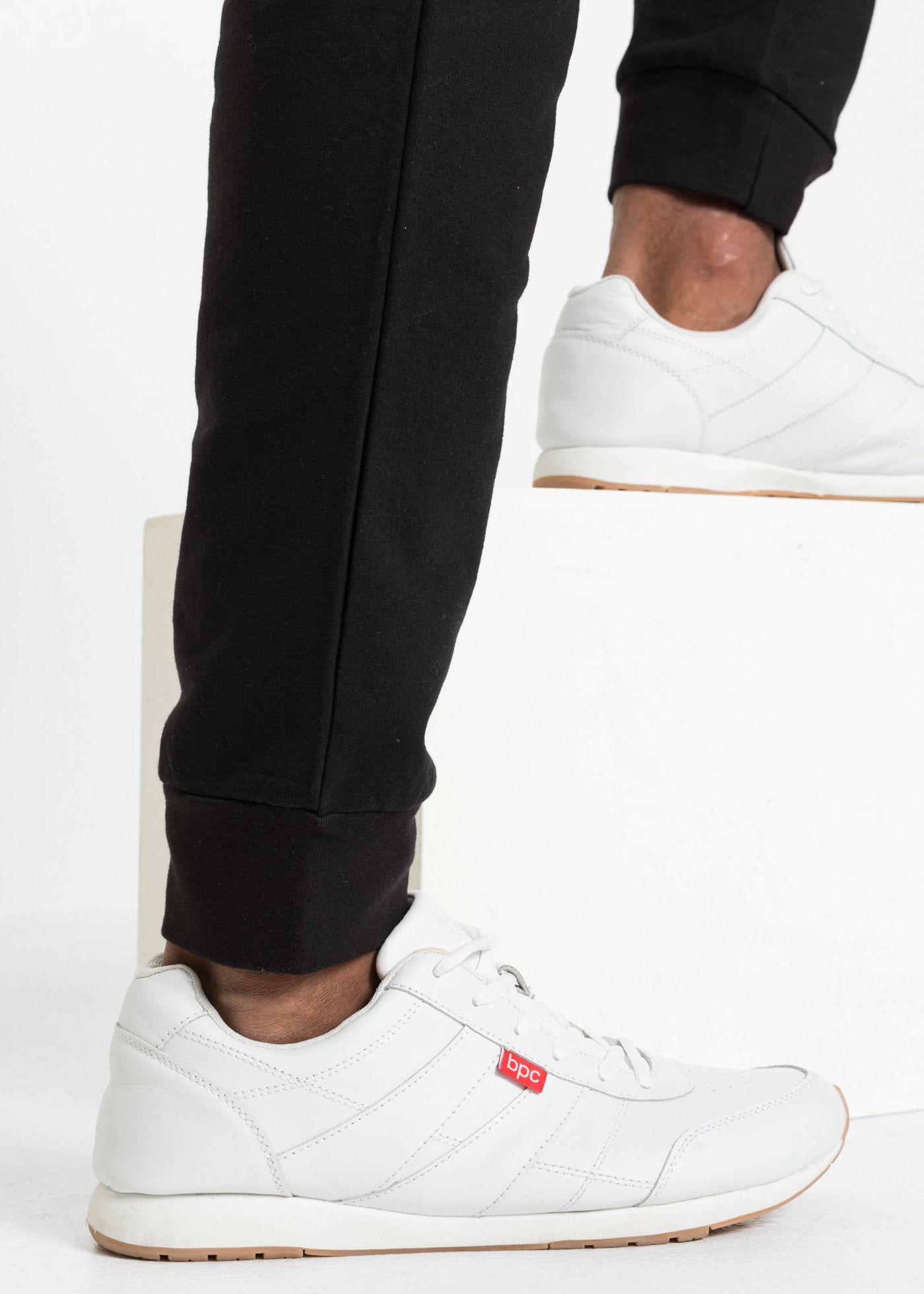 bonprix Jogginghose  Jogginghose mit Kontrastdetails