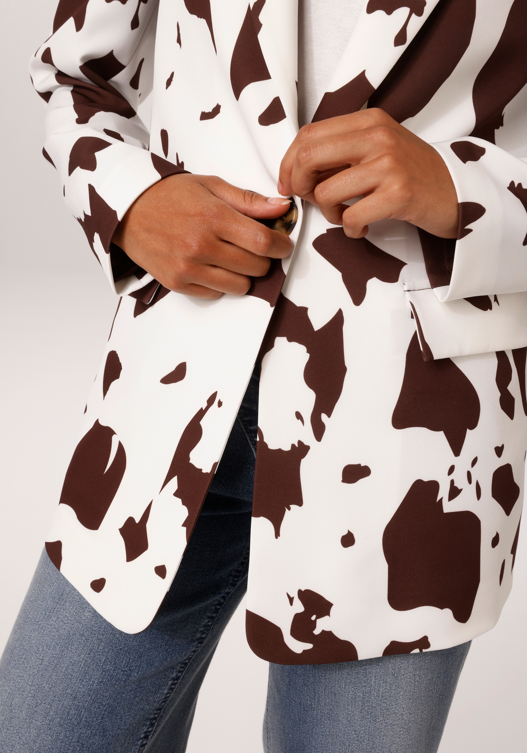 Aniston CASUAL Longblazer mit topaktuellen Kuh-Flecken -jedes Teil ein Unikat - NEUE KOLLEKION