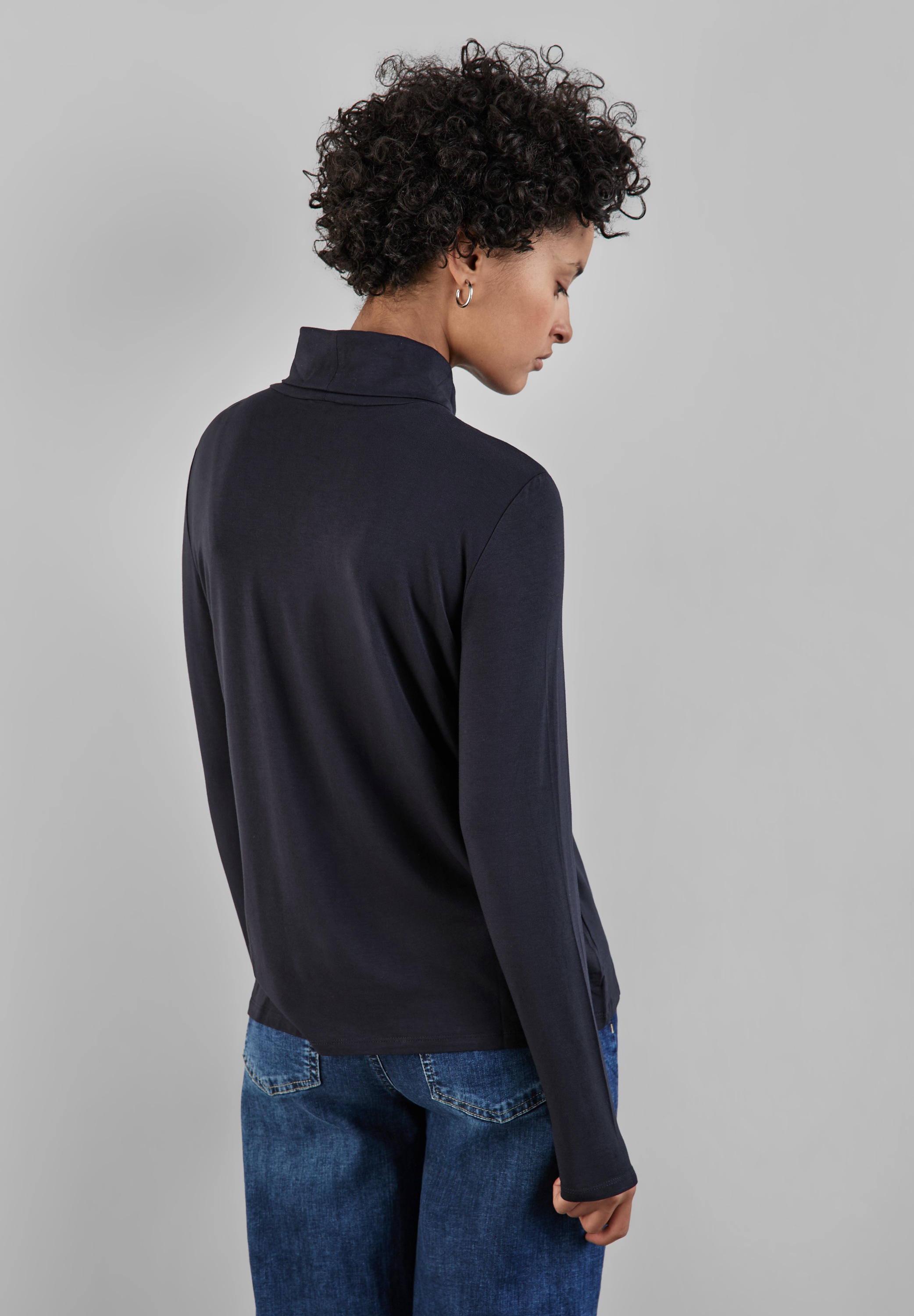 STREET ONE Rollkragenshirt, aus strecthigem Viskosematerial