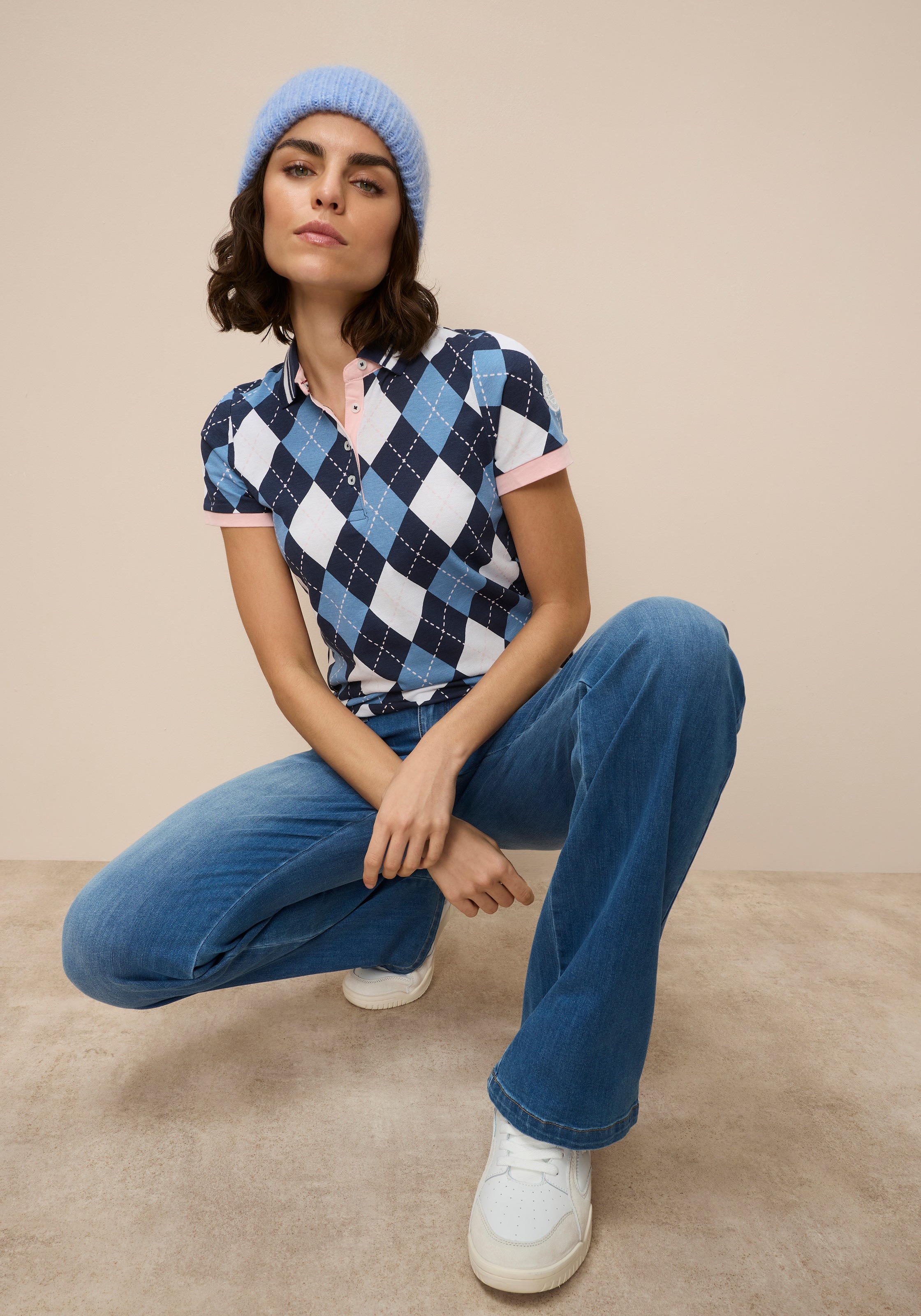 KangaROOS Poloshirt Kurzarm,  figurbetonte Passform,  Polokragen mit Knopfleiste