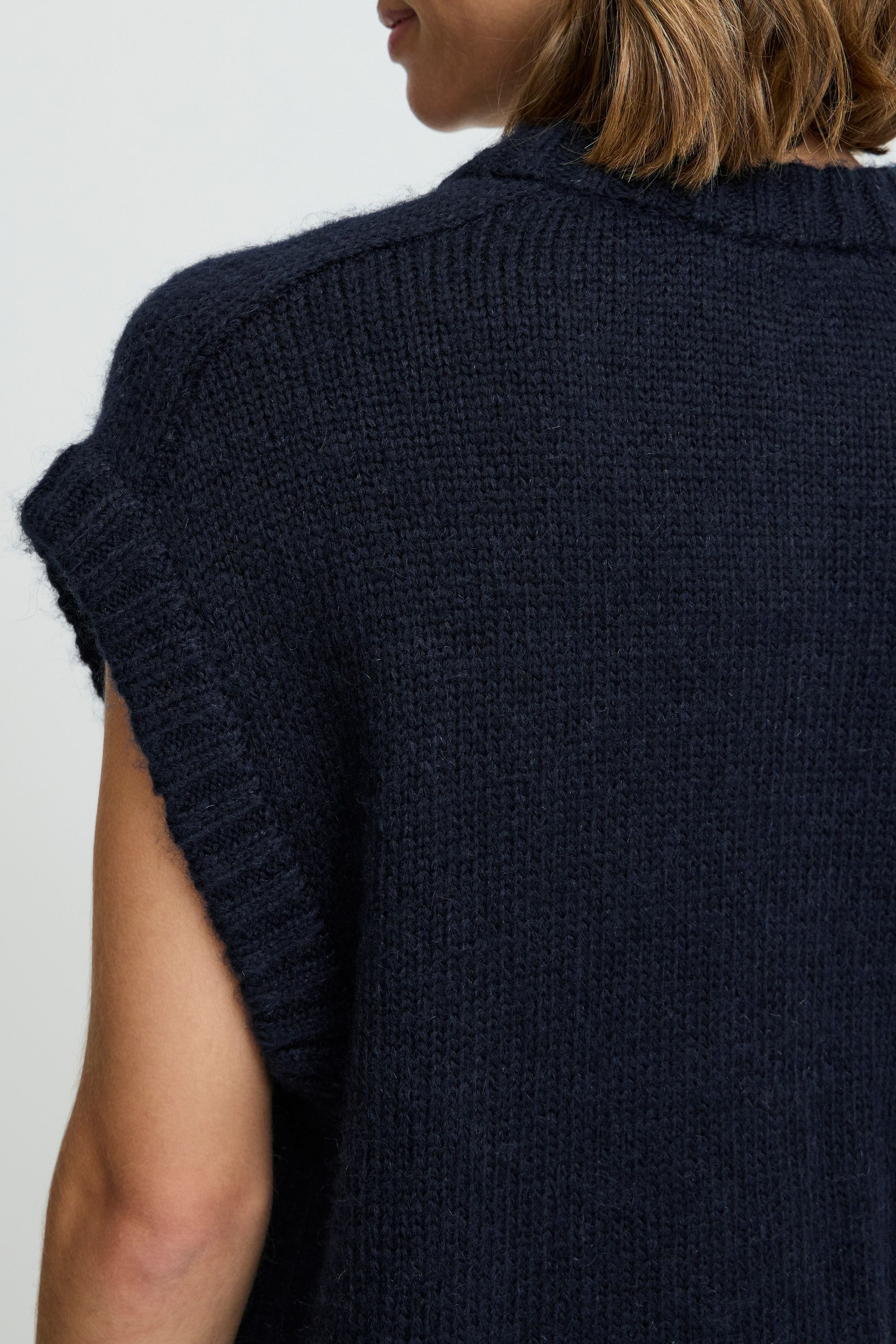 b.young Strickweste »Strickjacke BYOKSANA VEST -«