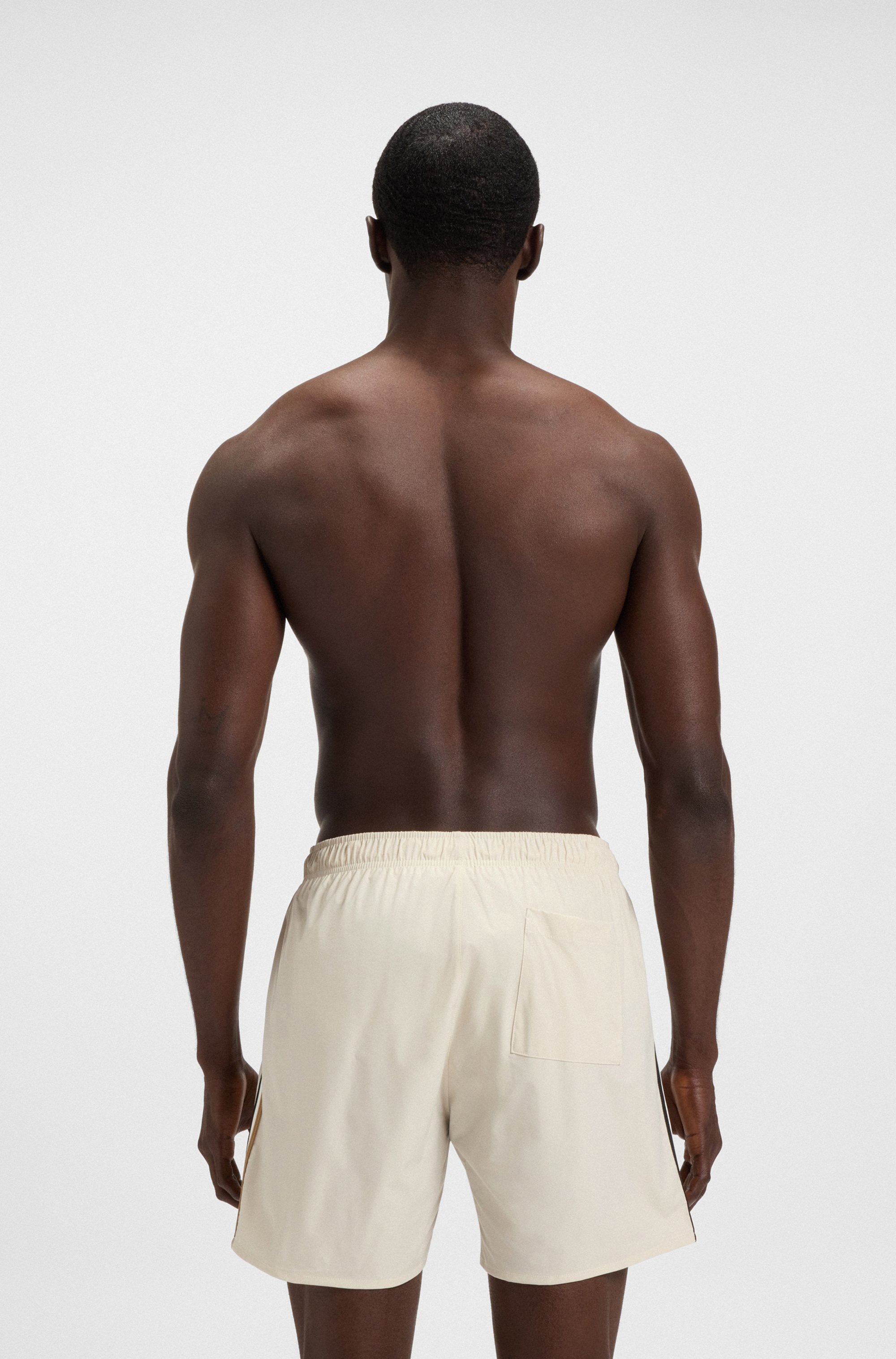 BOSS Badeshorts »Iconic«, mit Gesäßtasche