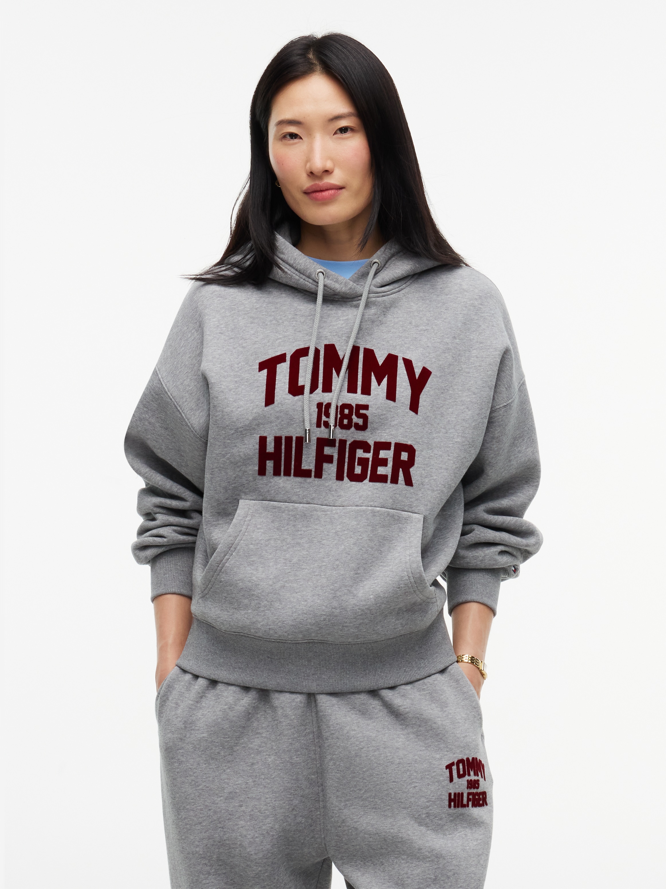 Tommy Hilfiger Kapuzensweatshirt "VARSITY FLOCK RLXD HOODIE", Baumwollmischung, relaxed fit